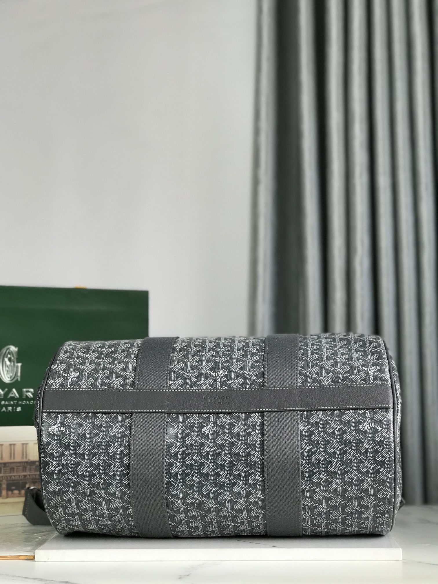 Goyard Barrel 40 Sports Bag gray