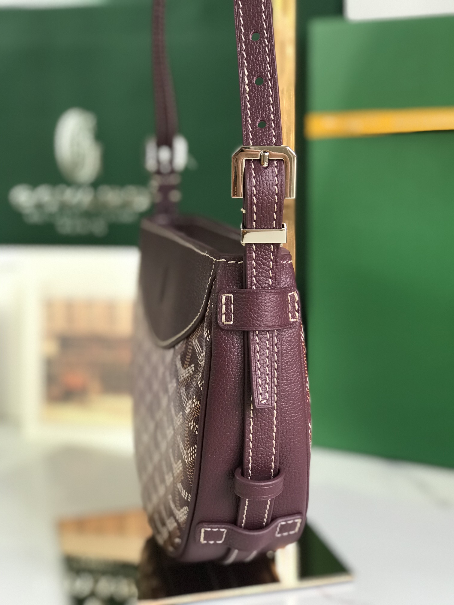 bag  Goyard Hirondelle Bag 'Burgundy'