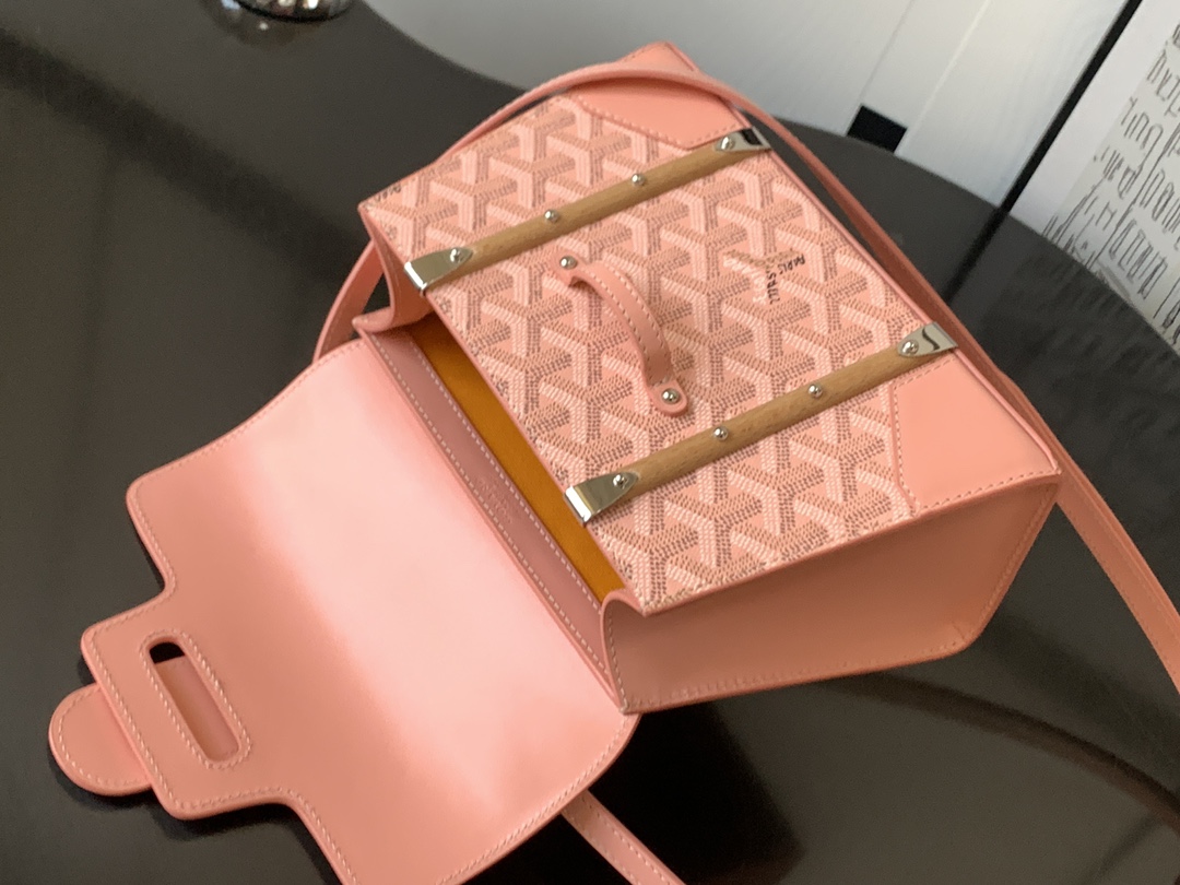 oyard Saigon Structure Nano Bag Pink Goyardine Silver