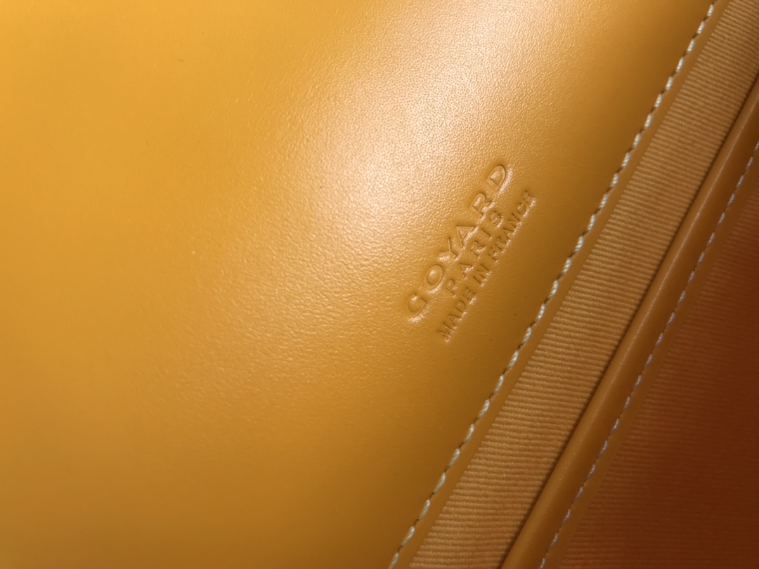 GOYARD Goyardine Belvedere II PM Messenger Bag Yellow
