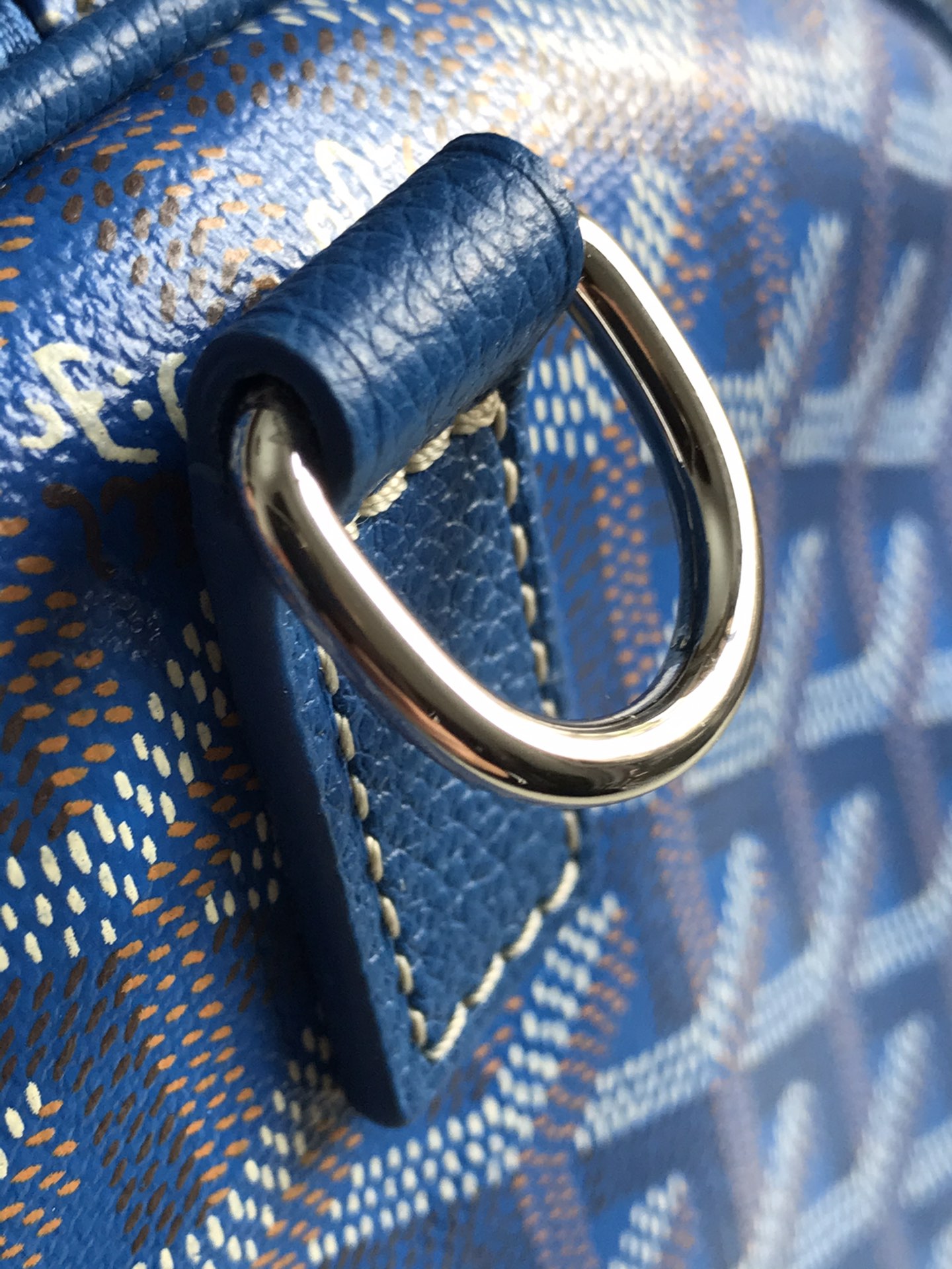 Goyard Blue Barrel 40 Sports Bag Online at Groupie