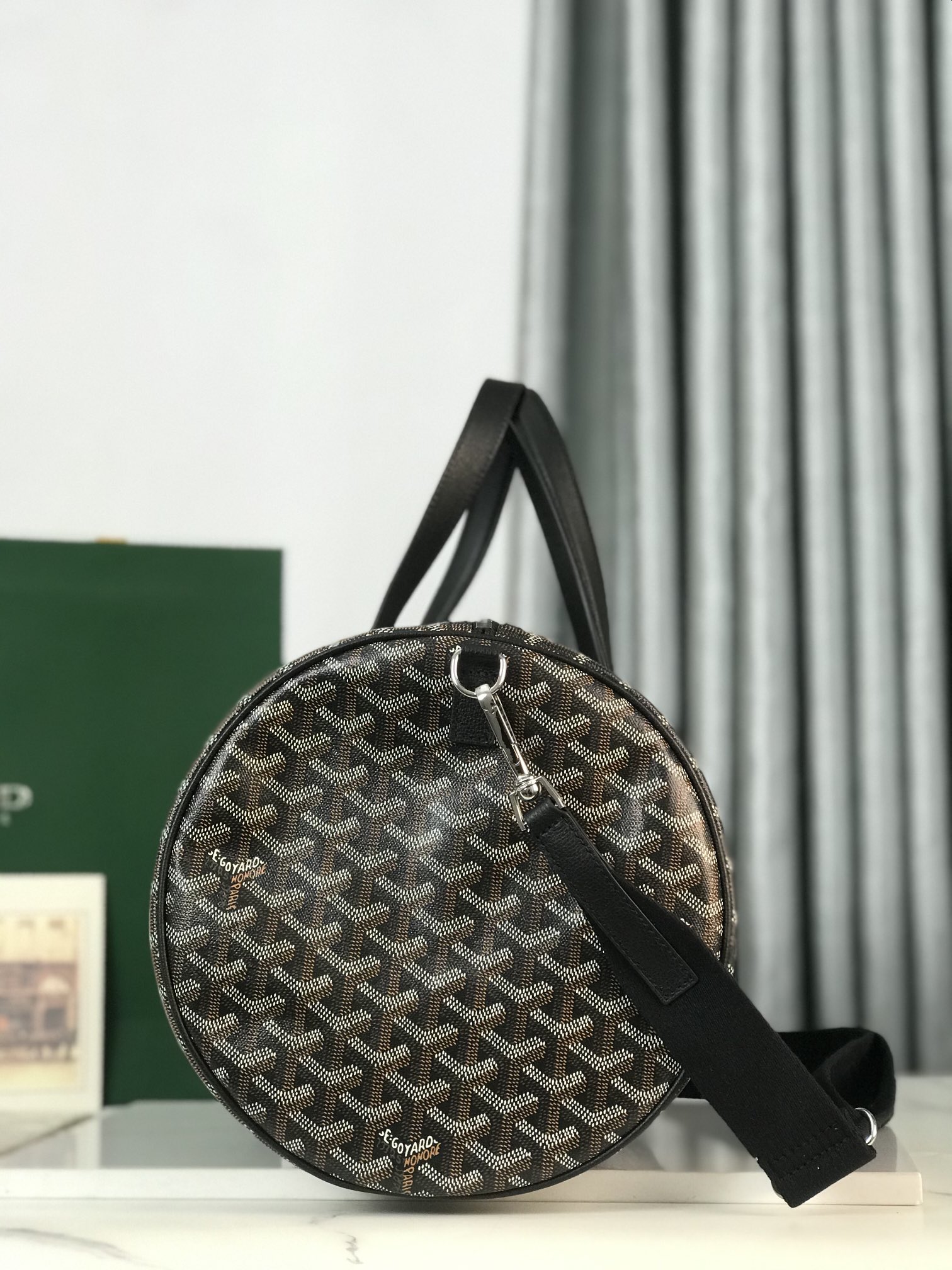 Goyard Barrel 40 Sports Bag Black Hand Duffle Purse Mens