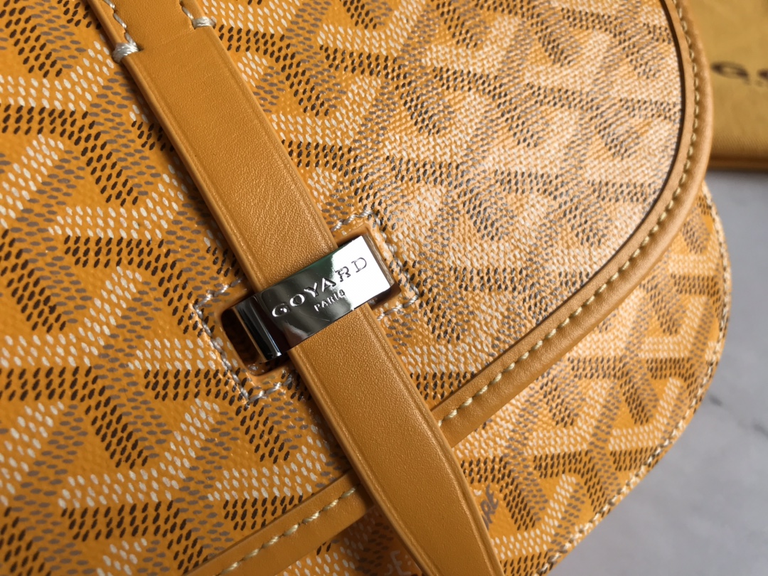 GOYARD Goyardine Belvedere II PM Messenger Bag Yellow