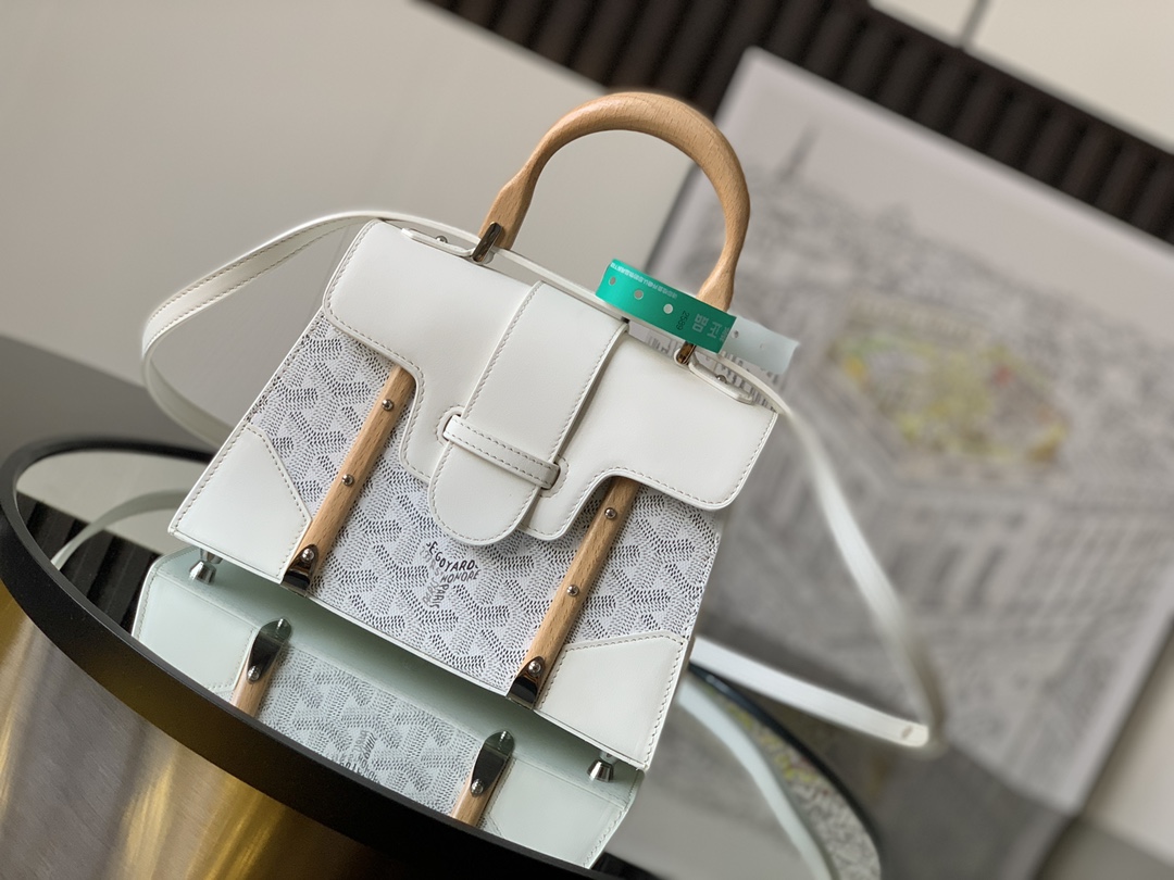 Goyard Structure Saigon PM bag canvas / calfskin white SHW
