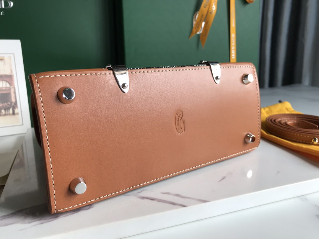 Goyard Goyardine Saigon PM - brown Handle Bags, Handbags