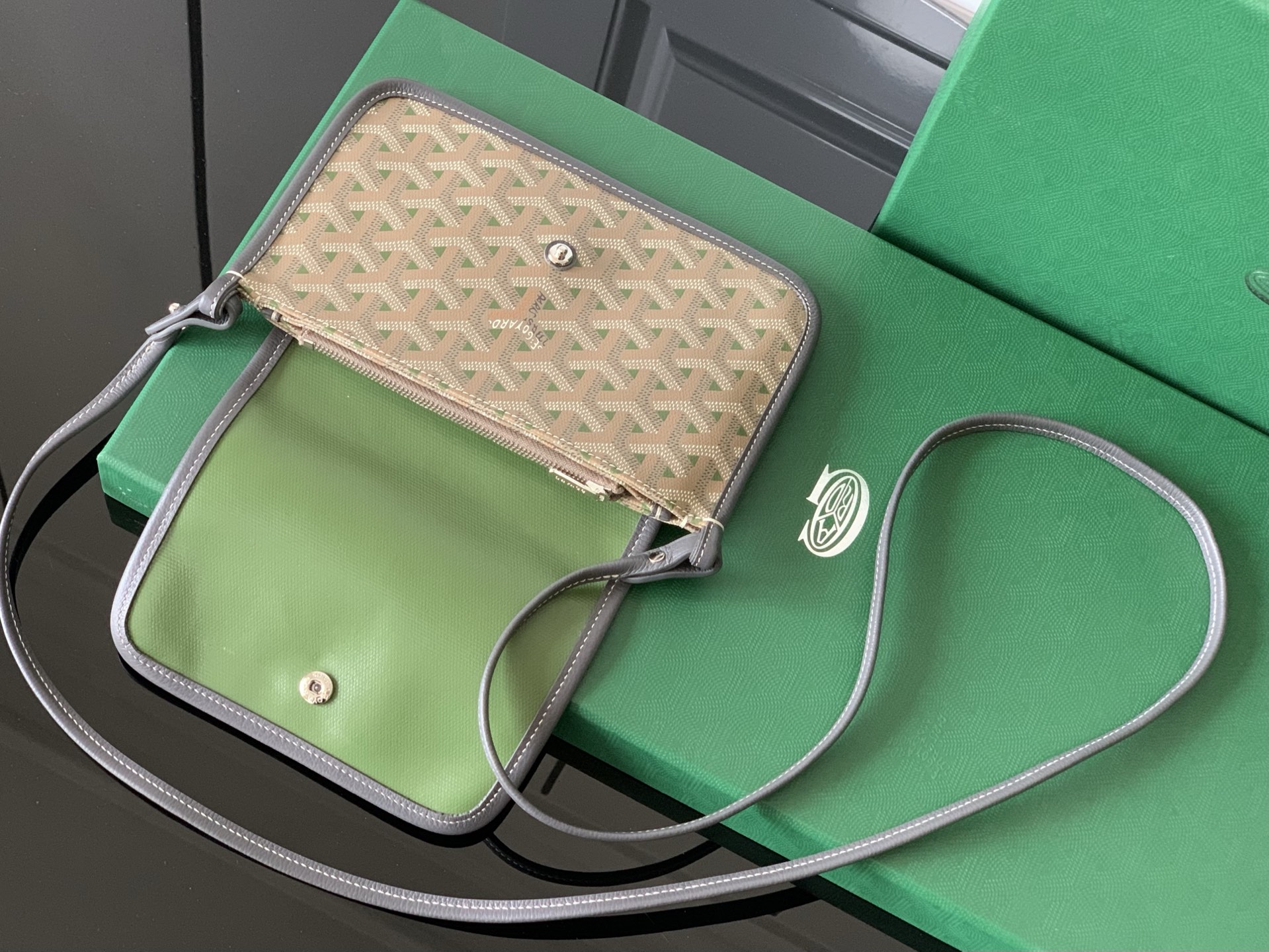 Goyard Saint Sulpice Card Holder Khaki Army brown green | eBay