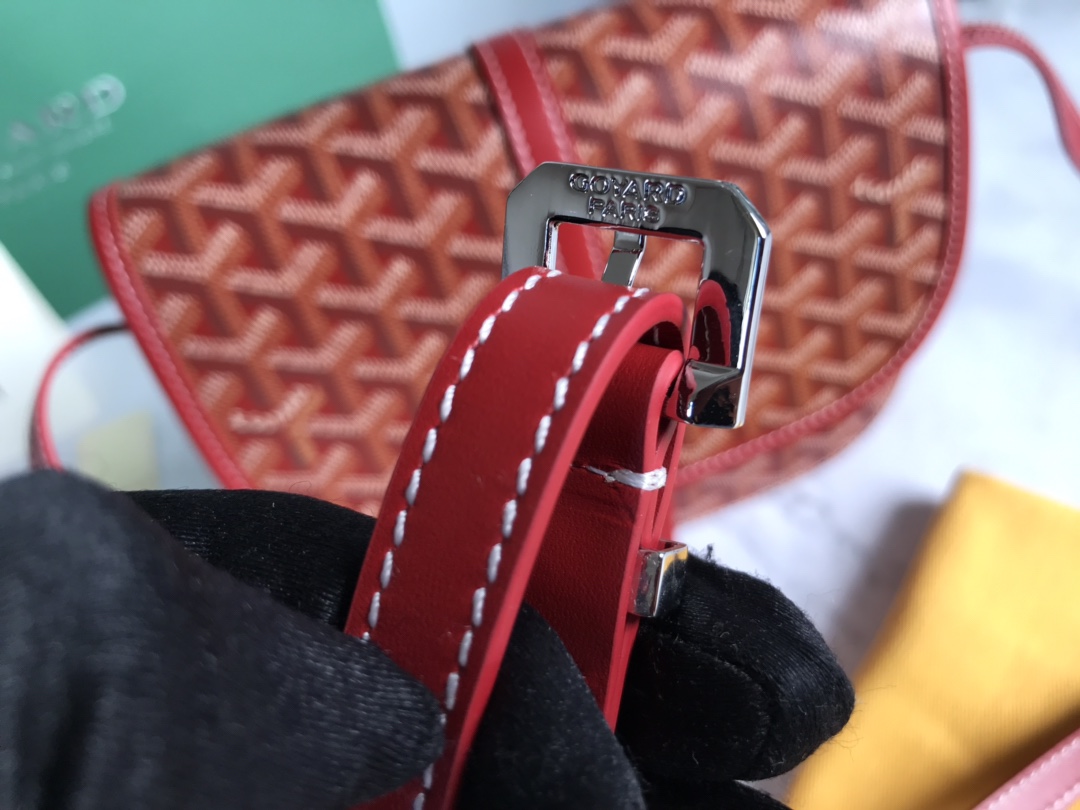 Goyard Belvedere PM Black Bag Women's Crossbody Bag red