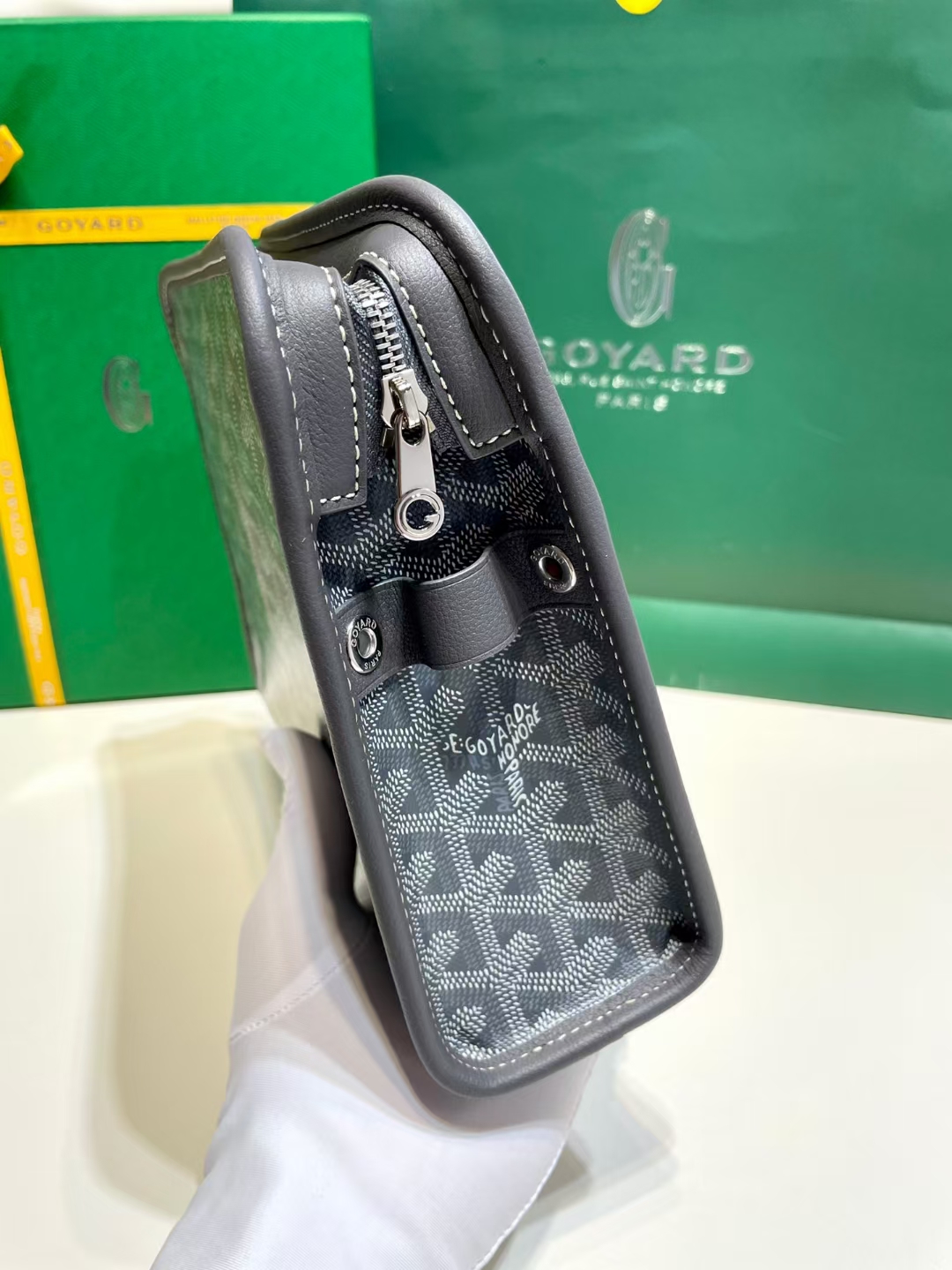 GOYARD Goyardine Jouvence GM Toiletry Pouch Grey 1586014