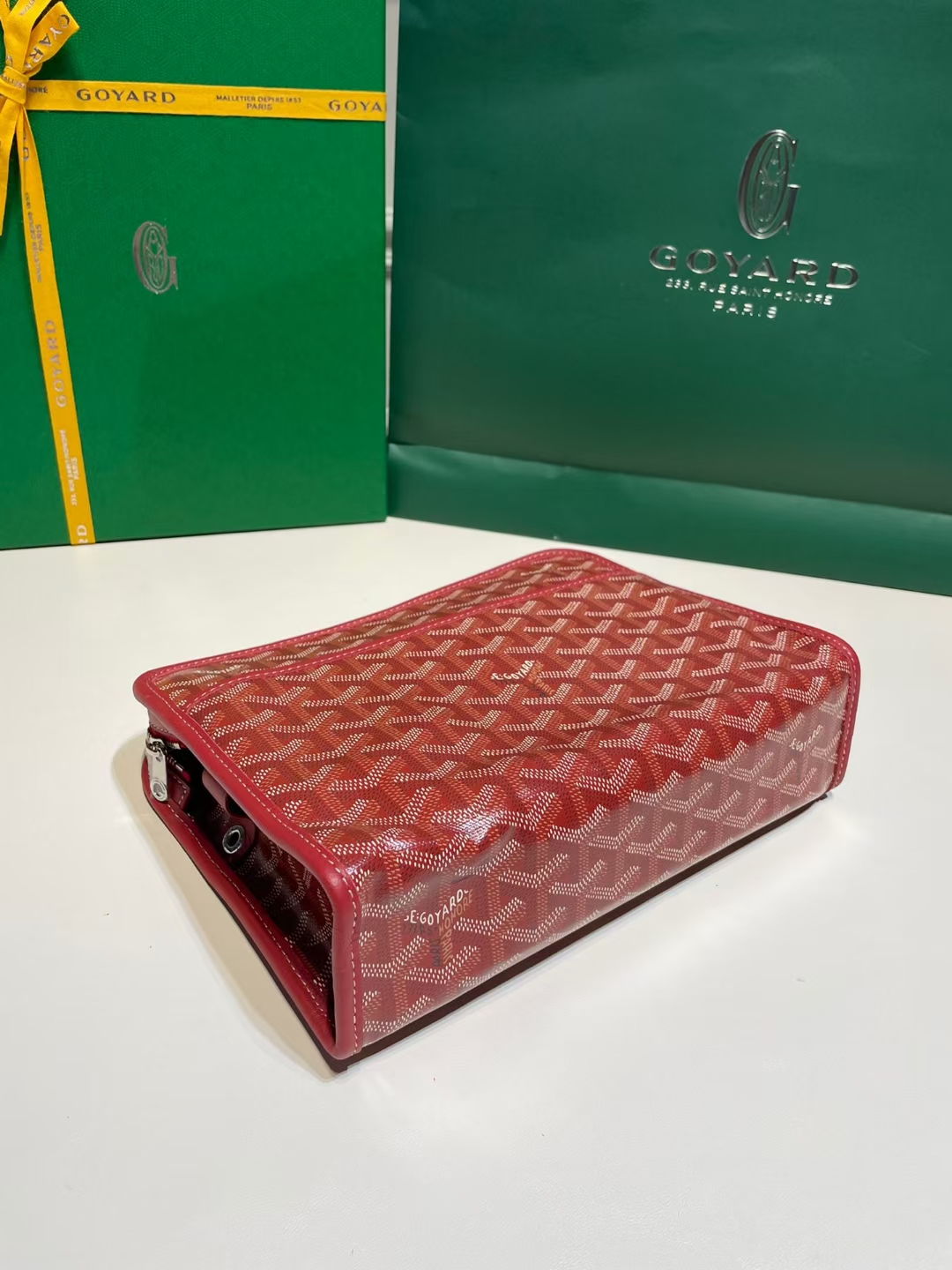 GOYARD Goyardine Jouvence Toiletry Pouch red