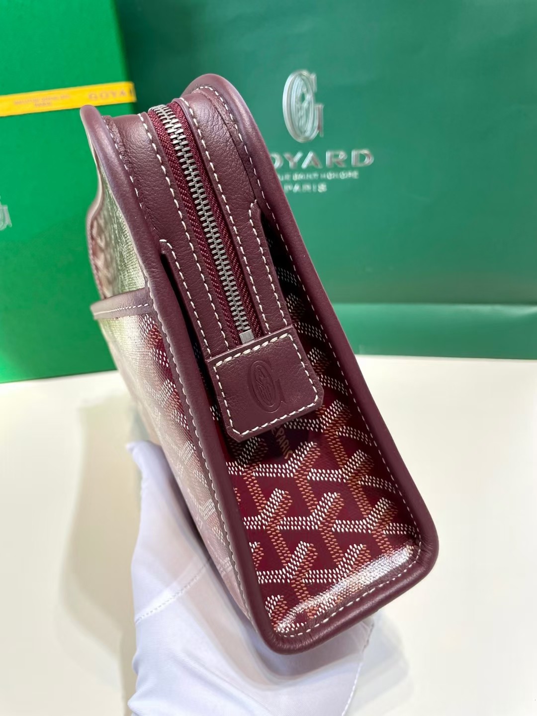 GOYARD Goyardine Jouvence Toiletry Pouch Burgundy
