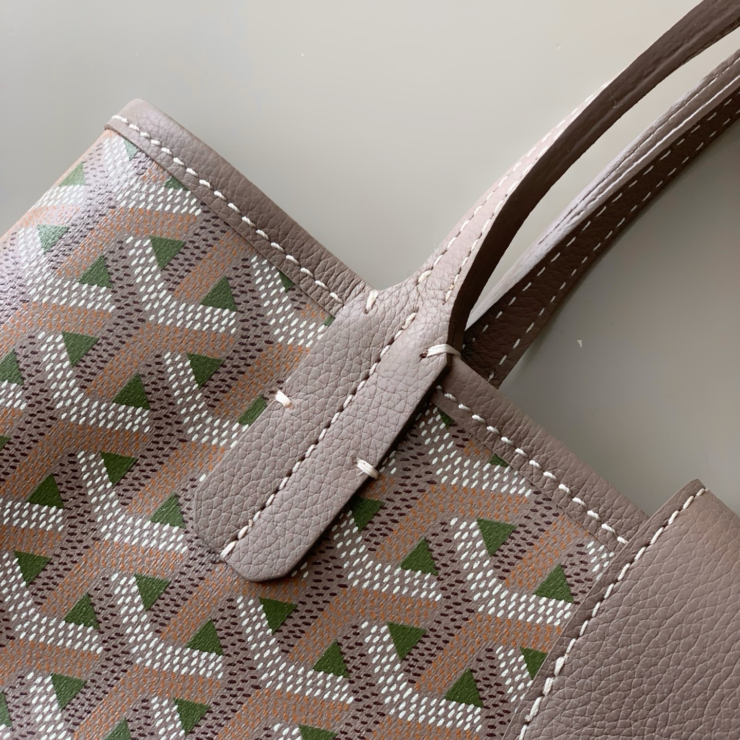 Goyard Sumo and Beige Luxury Leather Top Handle Bag