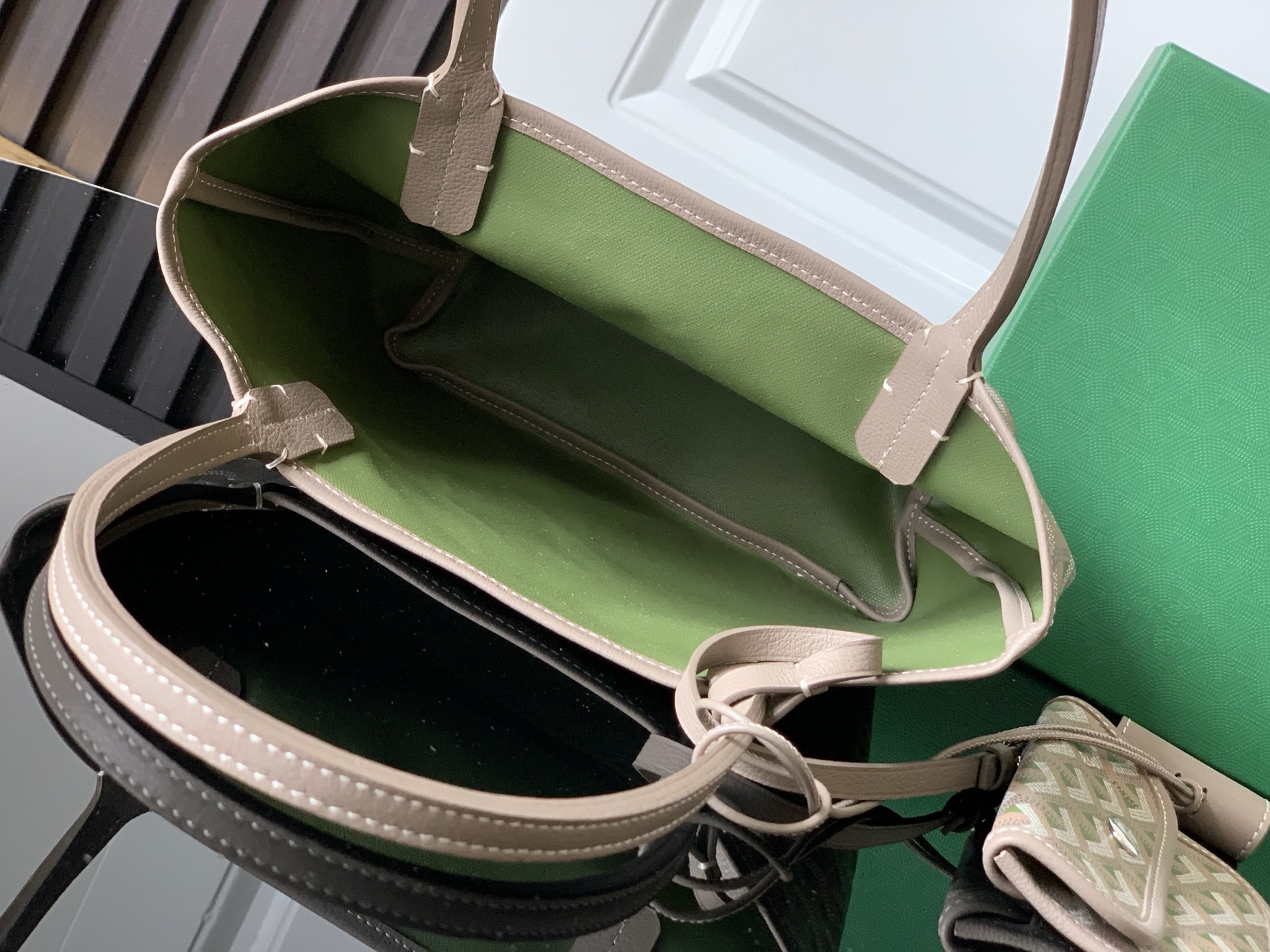 Goyard Sumo and Beige Luxury Leather Top Handle Bag