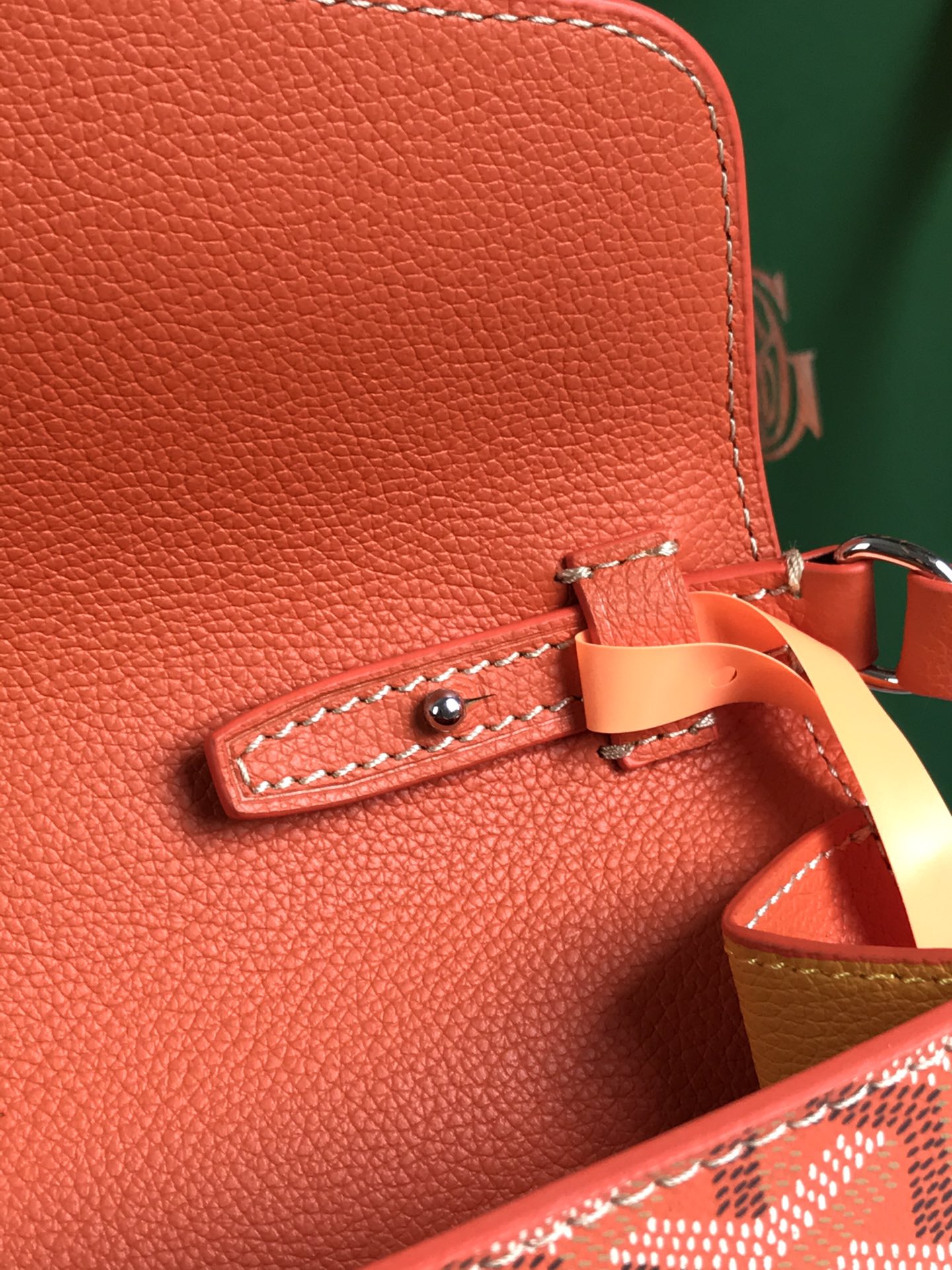 GOYARD Goyardine Calfskin Chypre Wallet Pouch orange