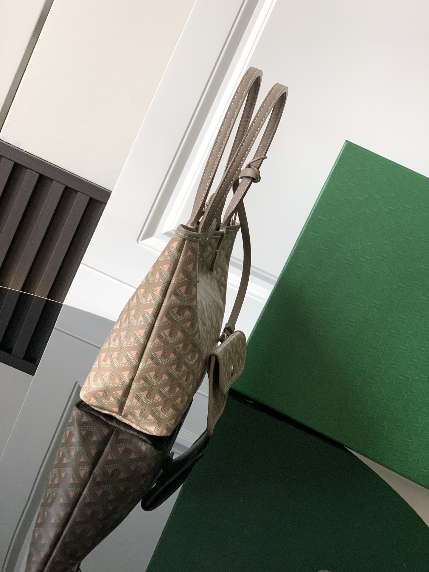 Goyard Sumo and Beige Luxury Leather Top Handle Bag -