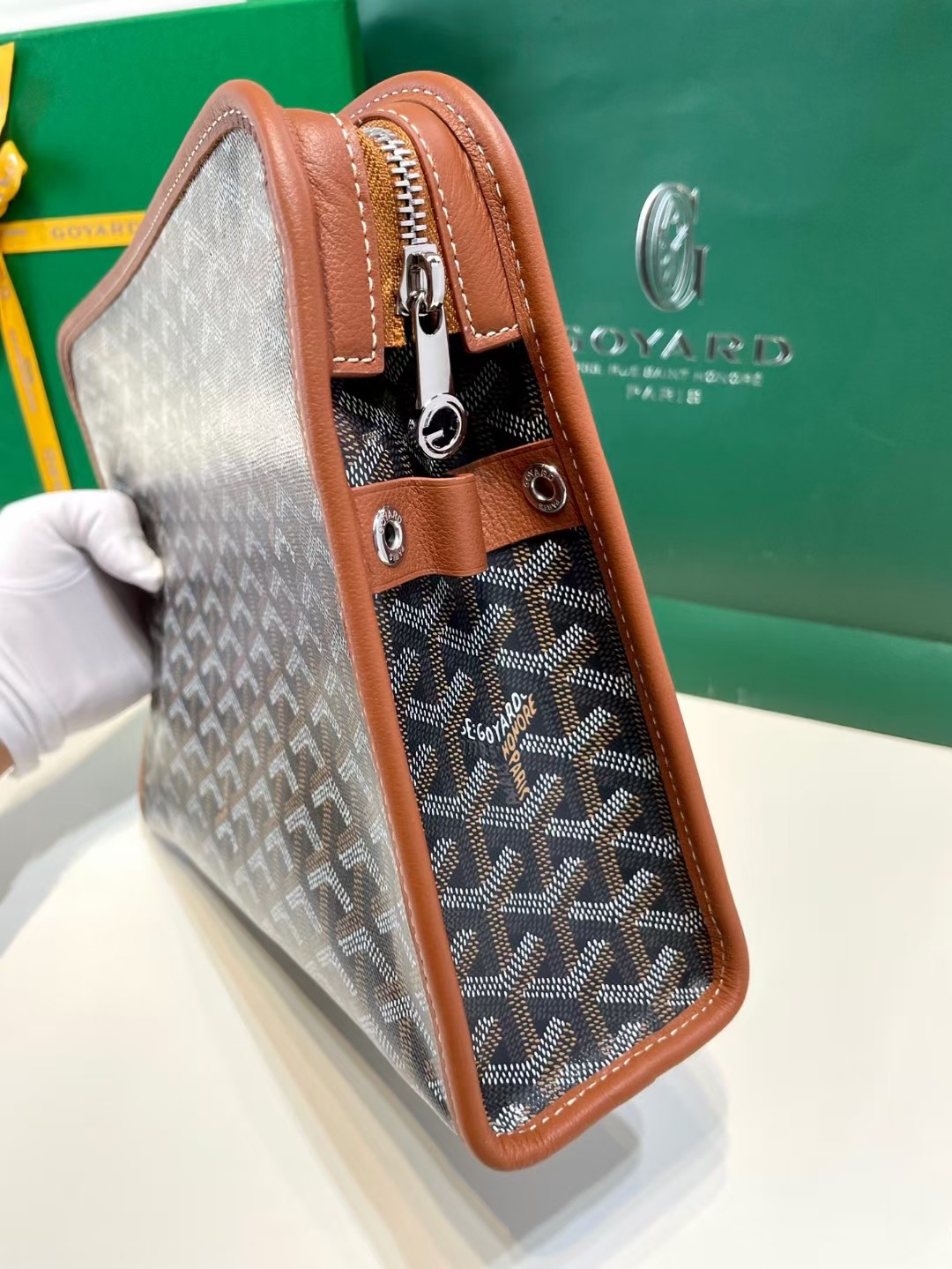 Goyard Jouvence MM Washbag Brown Clutch