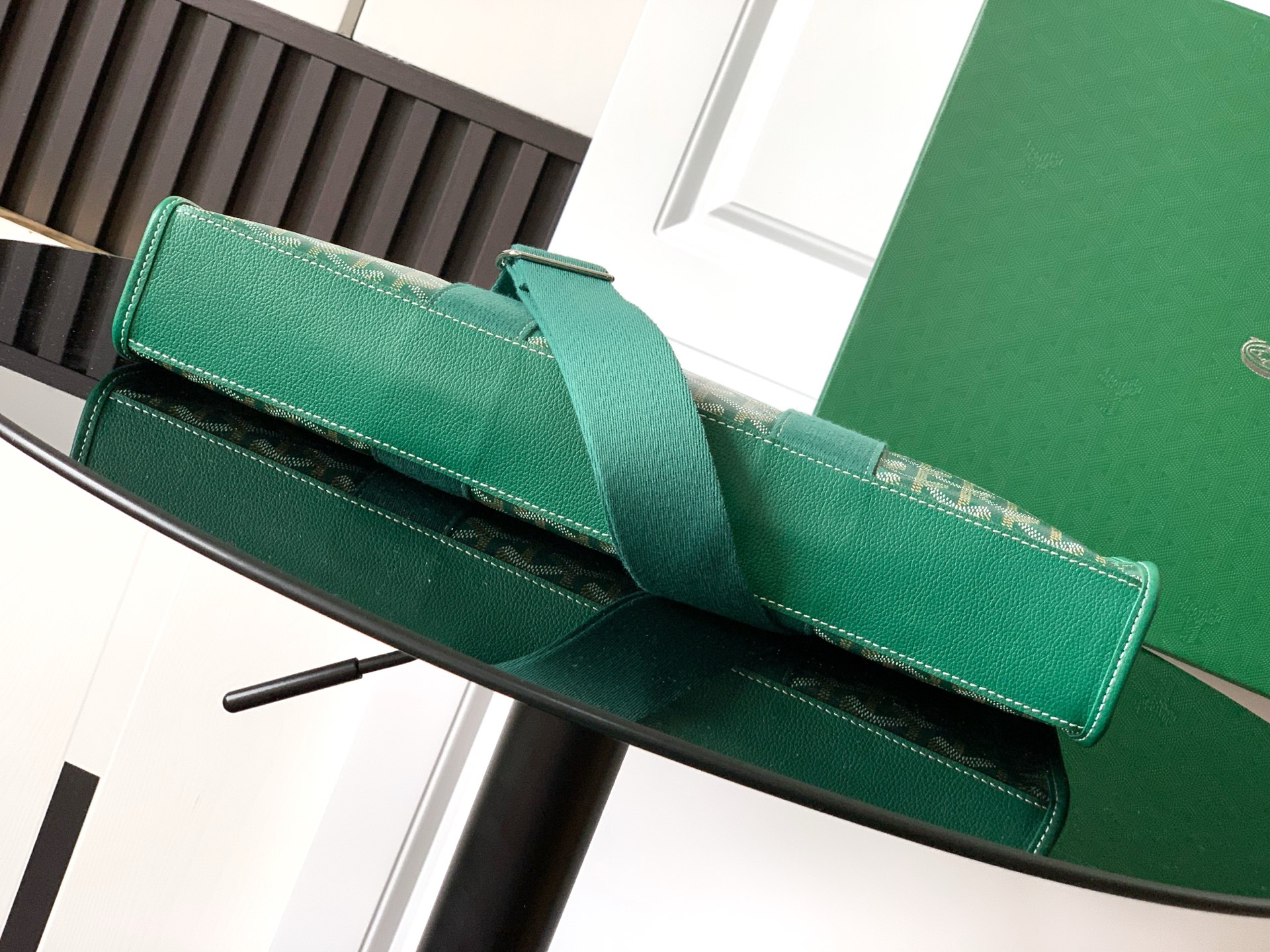 GOYARD Goyardine Calfskin Morvan Document Case green