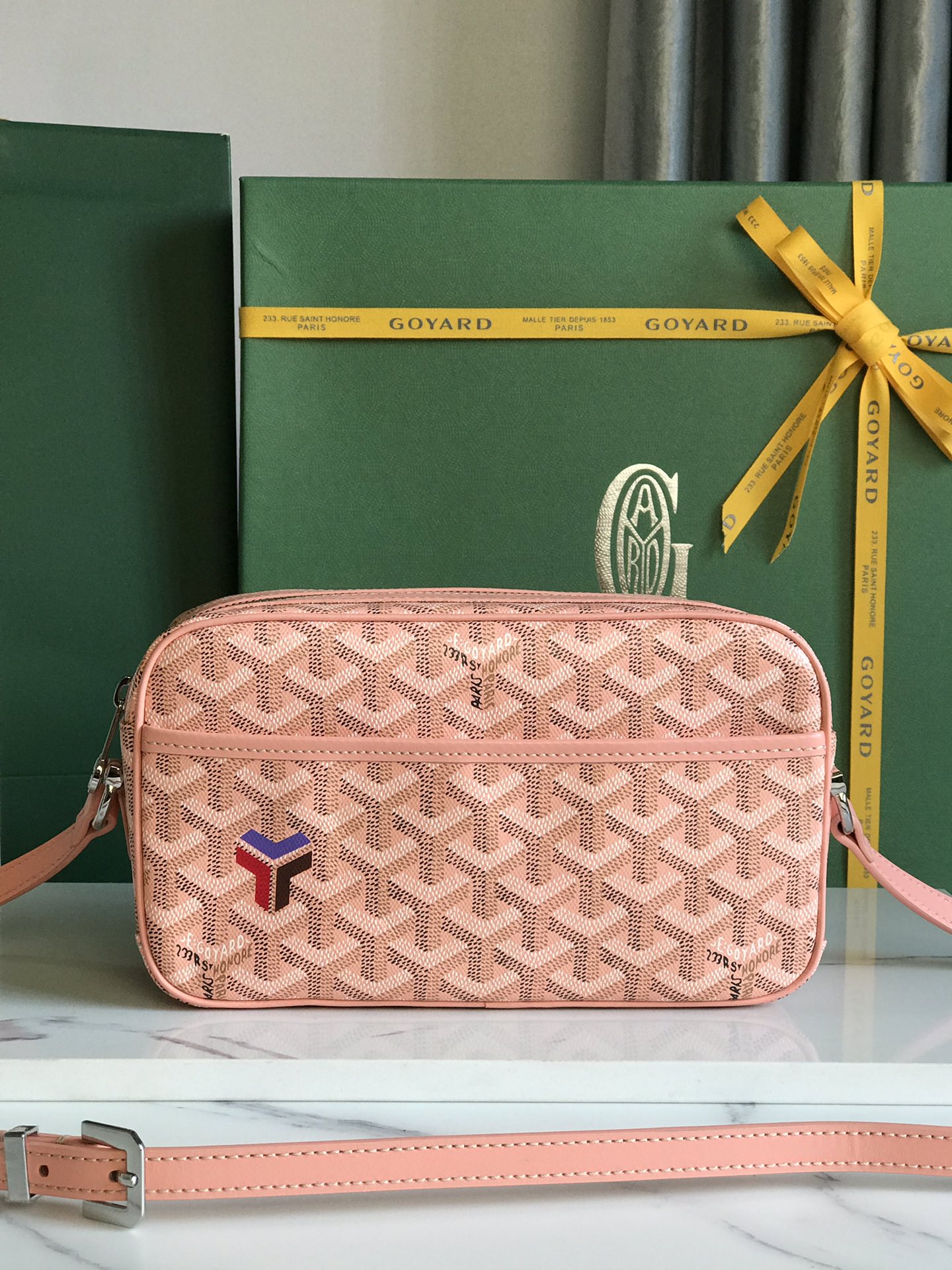 Goyard Cup Vert PM Shoulder Bag pink Leather Cloth