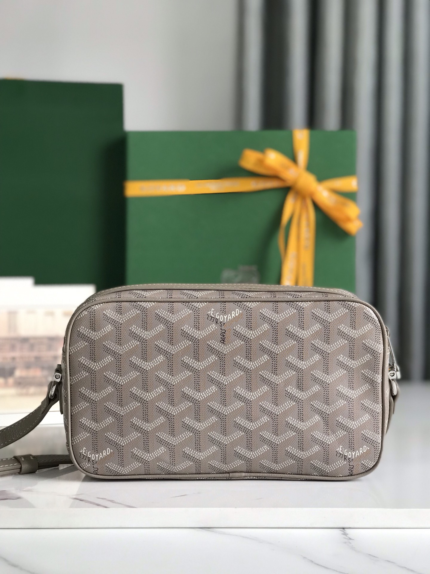 Goyard Cup Vert PM Shoulder Bag brown Leather Cloth