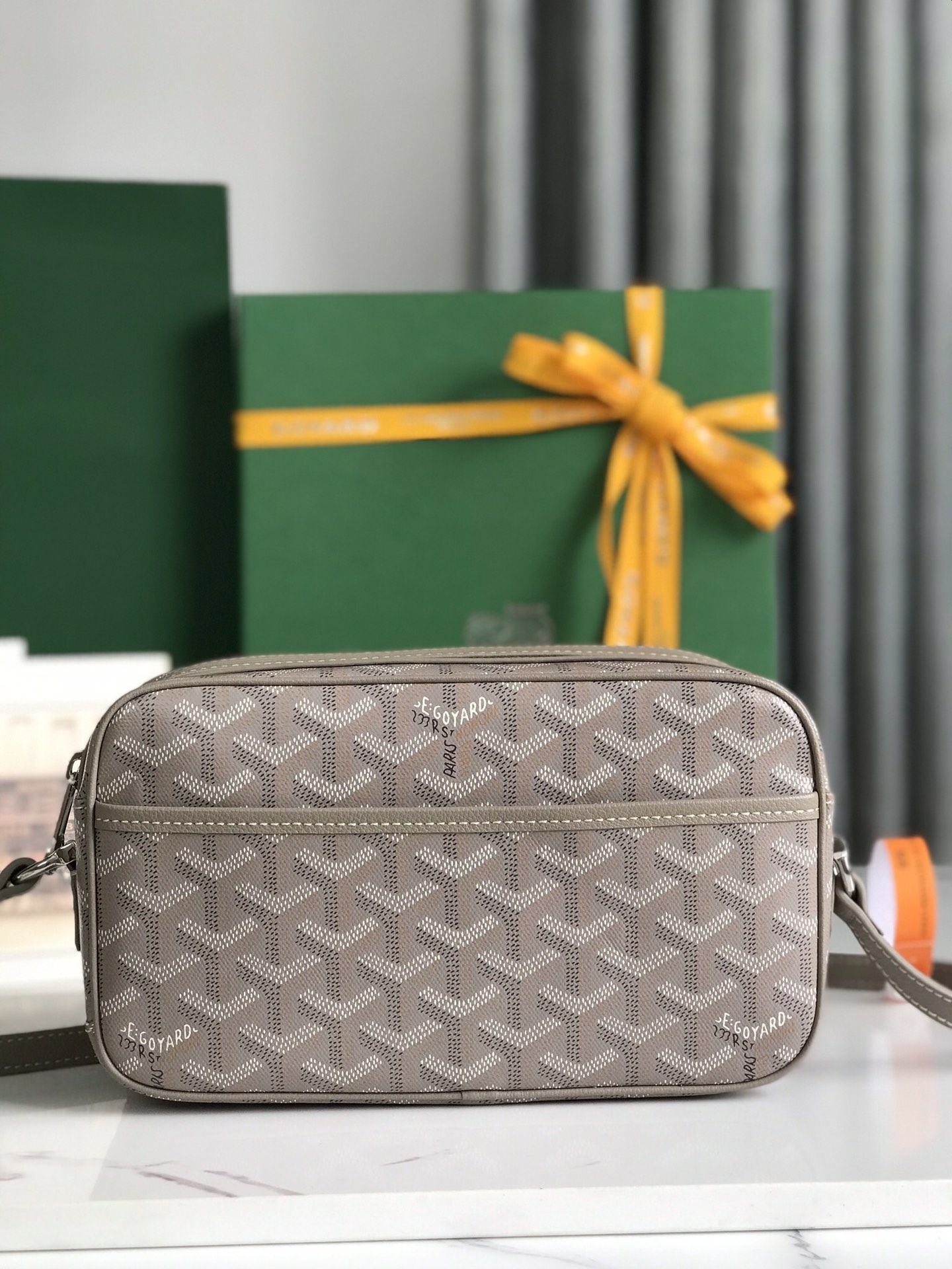 Goyard Cup Vert PM Shoulder Bag brown Leather Cloth