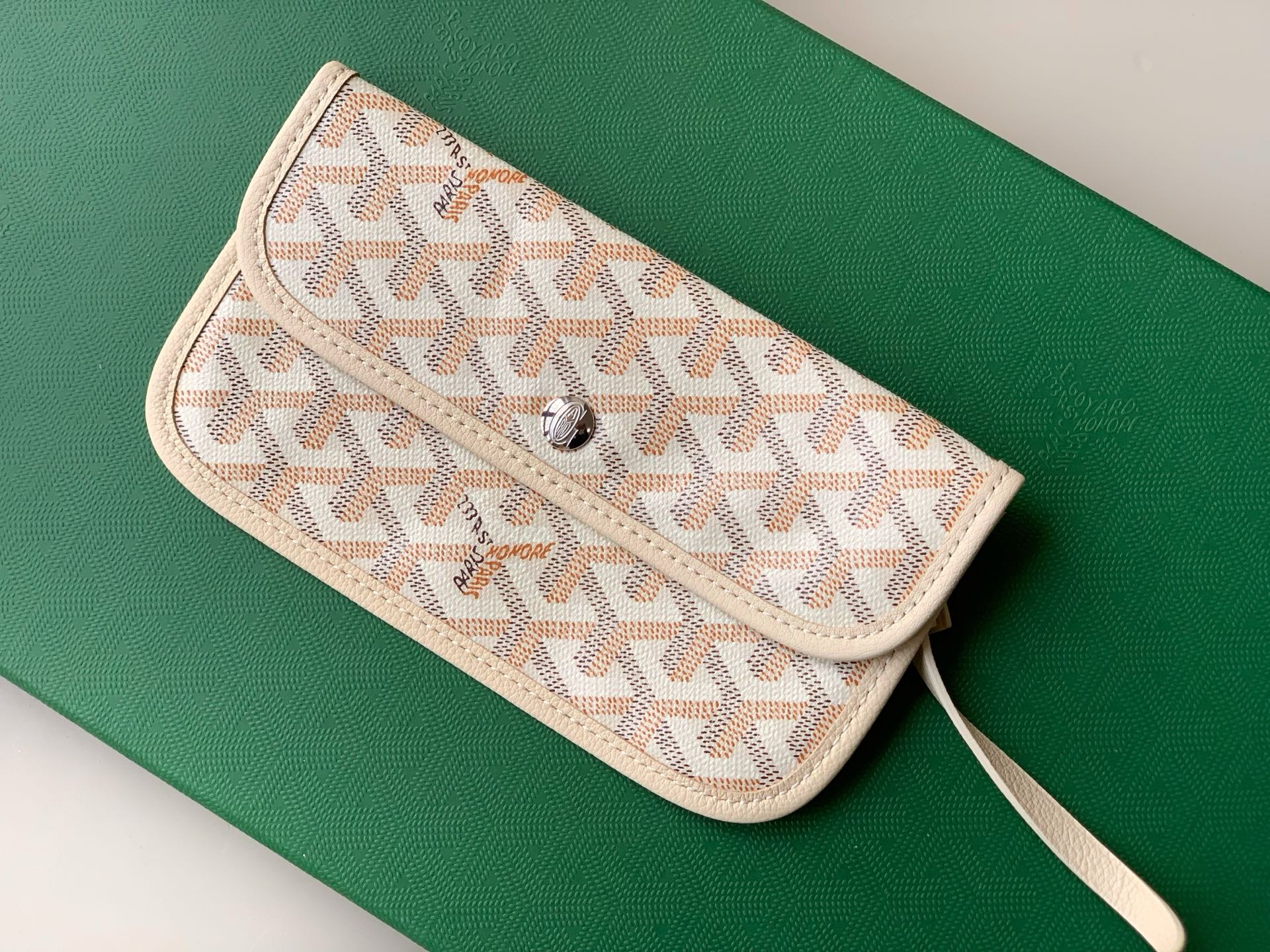 Goyard White Goyardine Coated Canvas and Leather Saint Louis