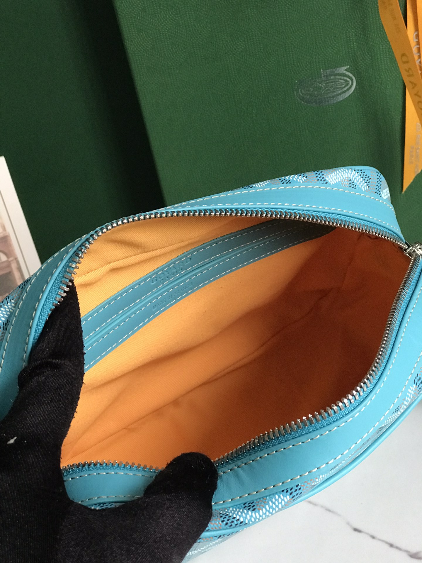 Cap vert cloth handbag Goyard blue sky in Cloth - 51067715