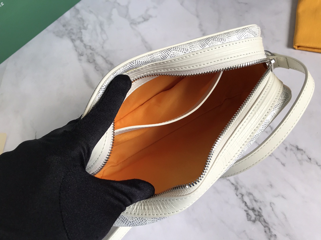 Goyard Cup Vert PM Shoulder Bag White Leather Cloth