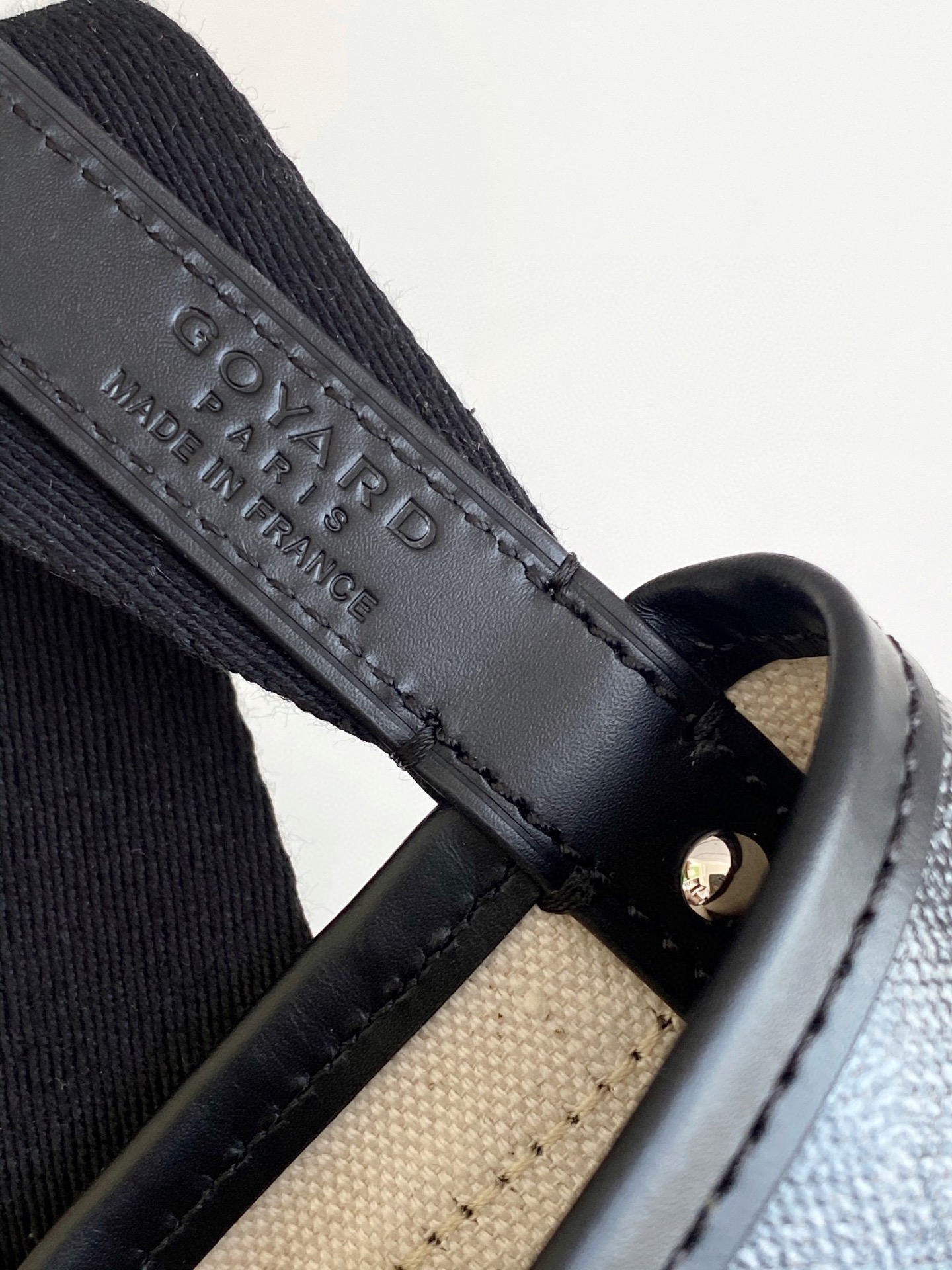 Goyard Capetien MM Messenger Bag Grey