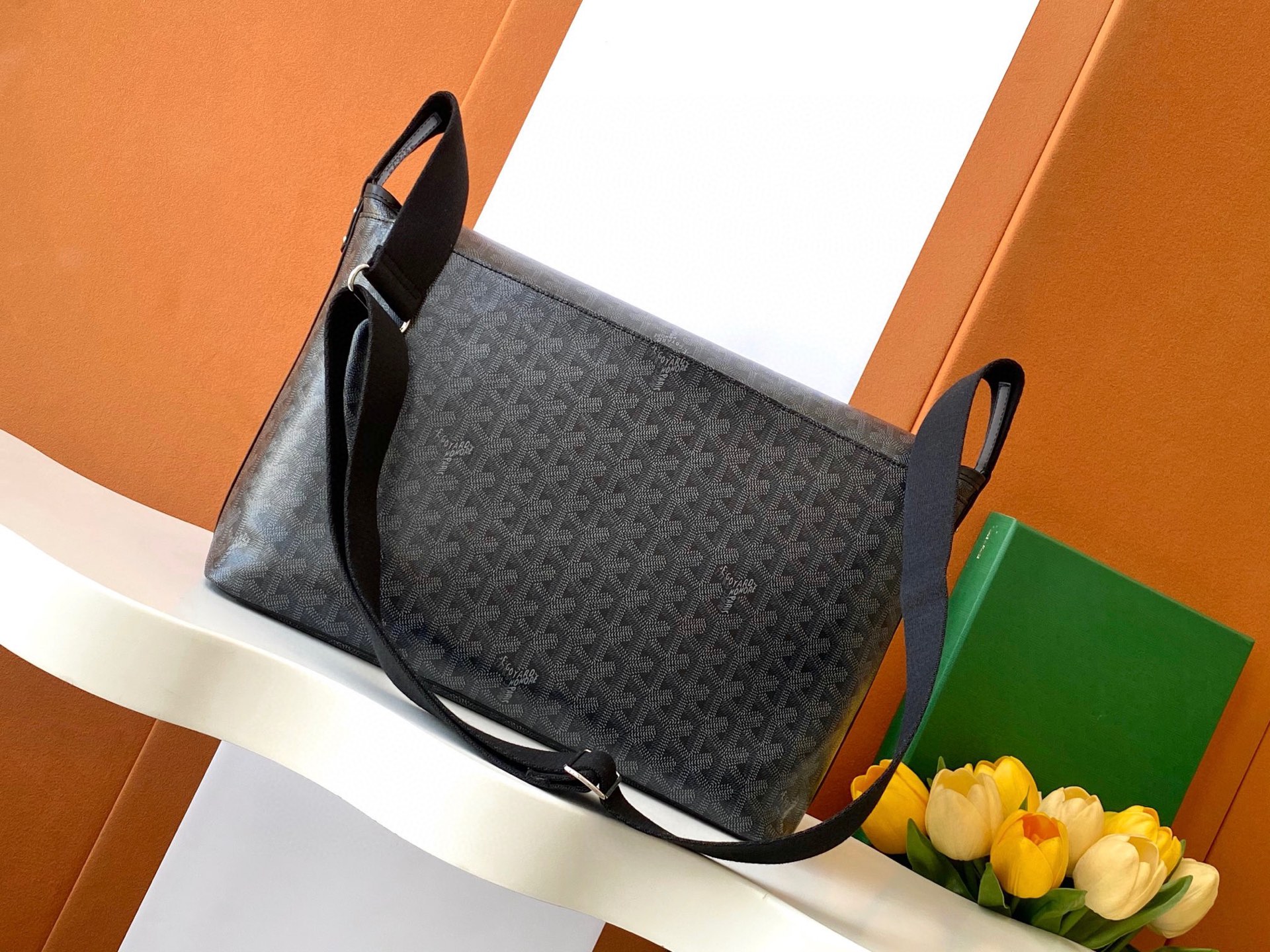 Goyard Capetien MM Messenger Bag Grey