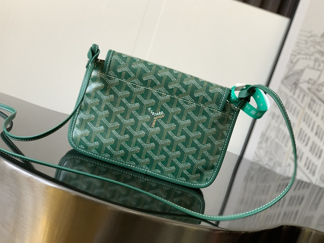 GOYARD Goyardine Plumet Wallet Clutch Green 1051581