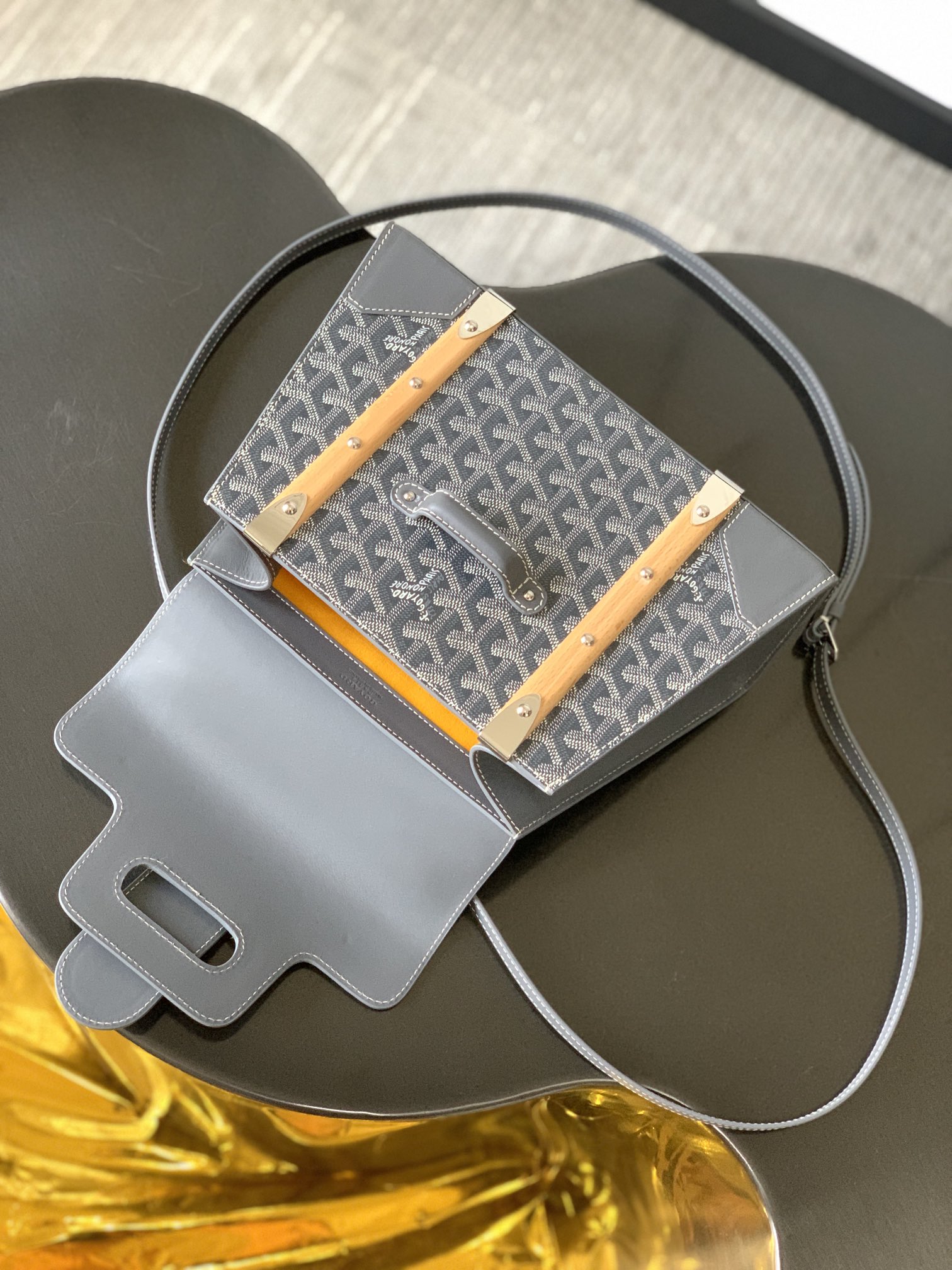 Goyard Saigon Structure PM Black and gray Goyardine ...