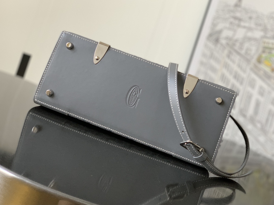 Goyard Saigon Structure PM Black and gray Goyardine ...