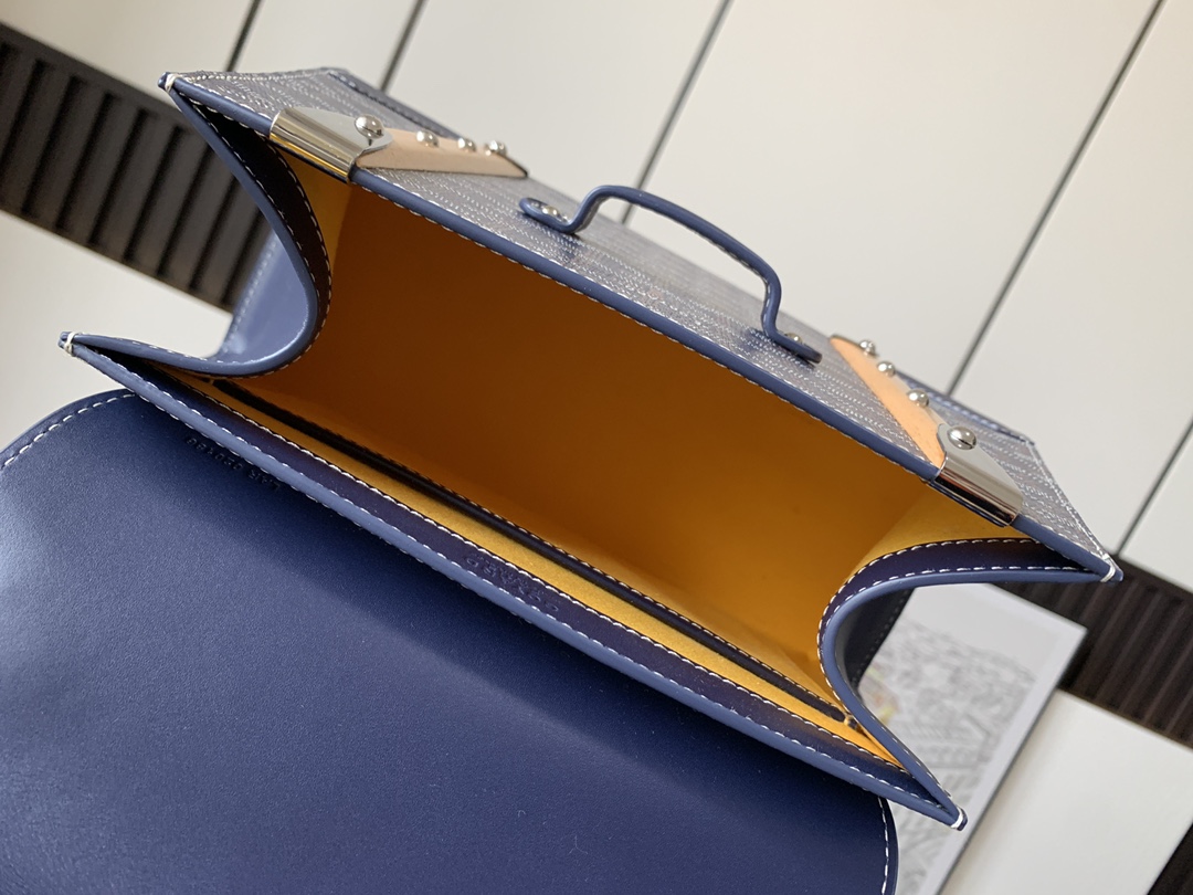 Goyard Saigon Structure PM Navy Blue Goyardine Palladiu