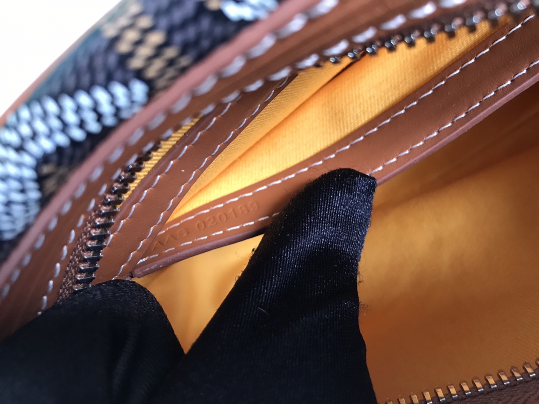 GOYARD Goyardine Sac Cap Vert Black Gold 1301915 |