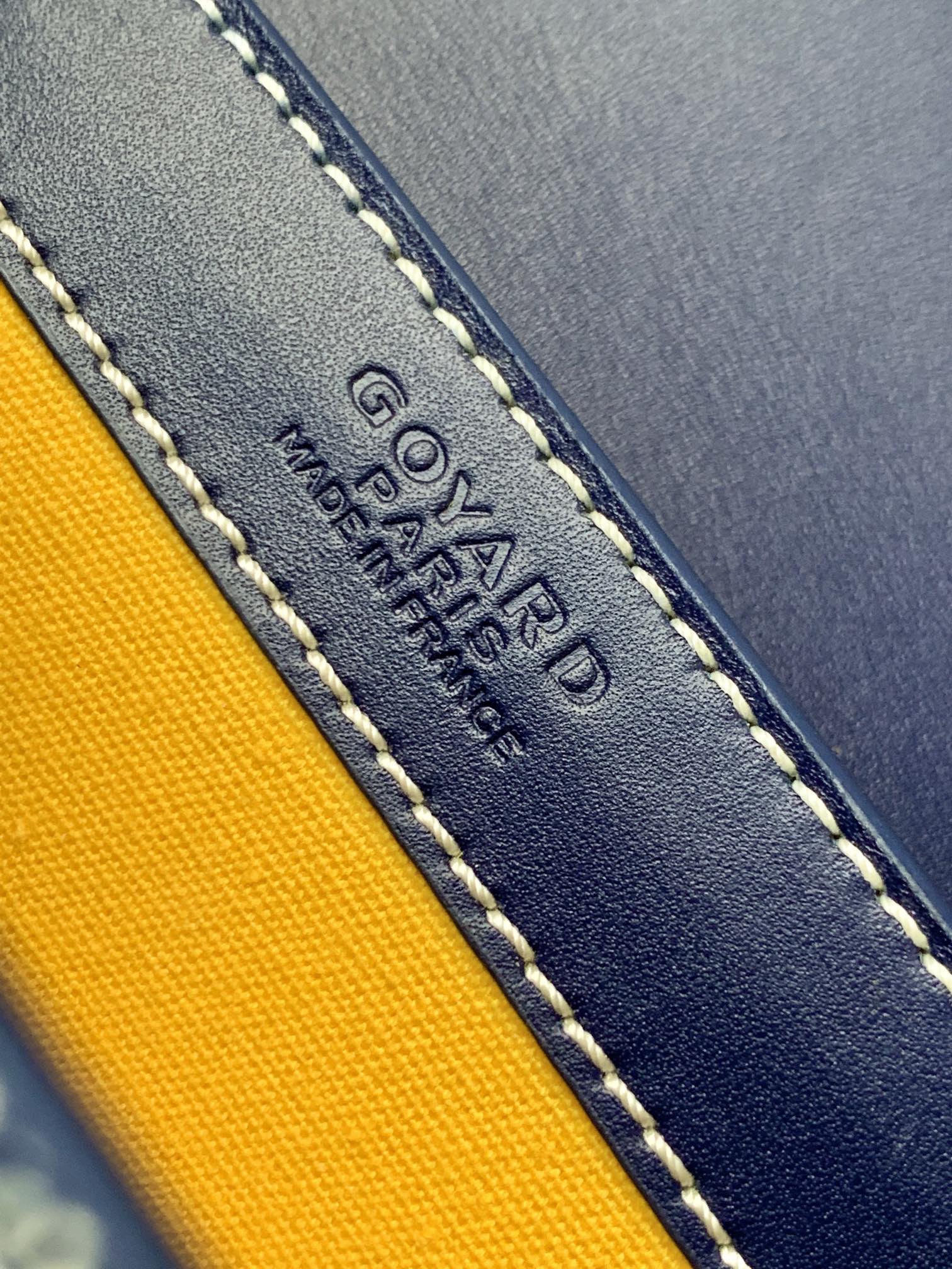 Goyard Saigon Structure PM Navy Blue Goyardine Palladiu