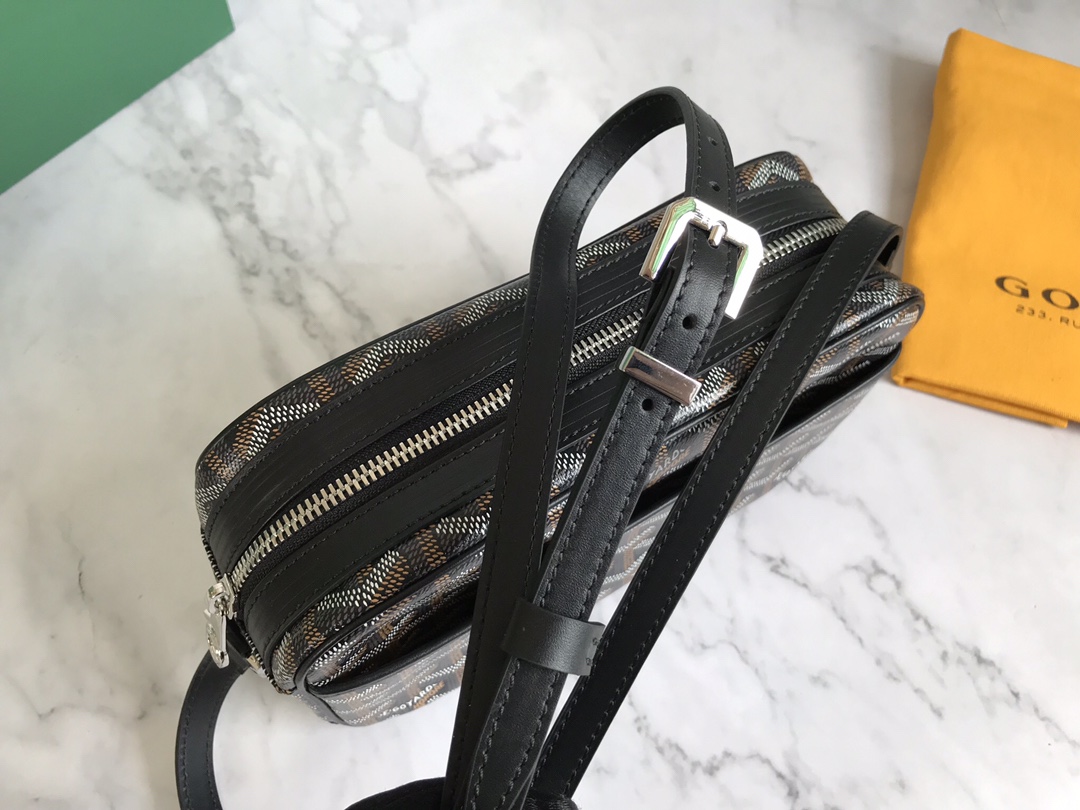 Goyard Goyardine Canvas Black Cap Vert PM Bag