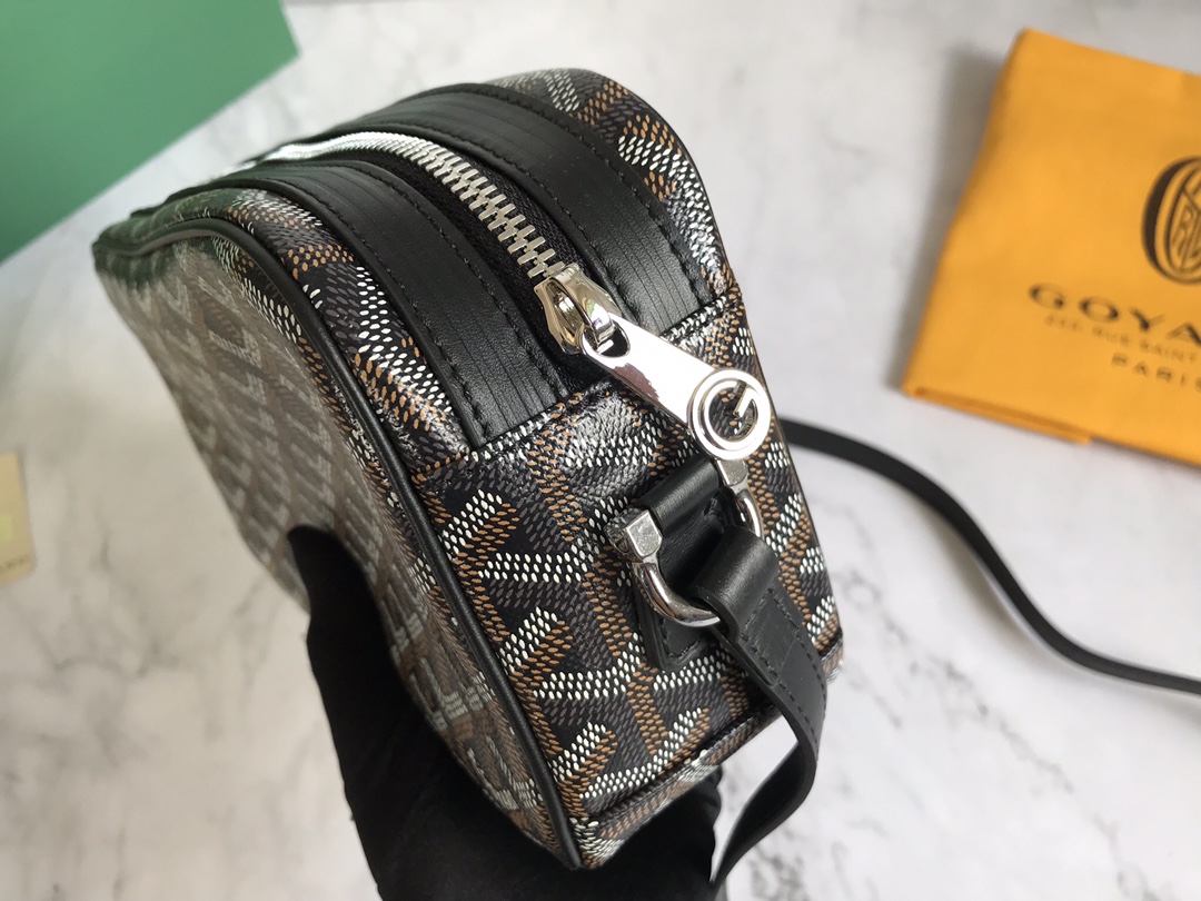 Goyard Goyardine Canvas Black Cap Vert PM Bag