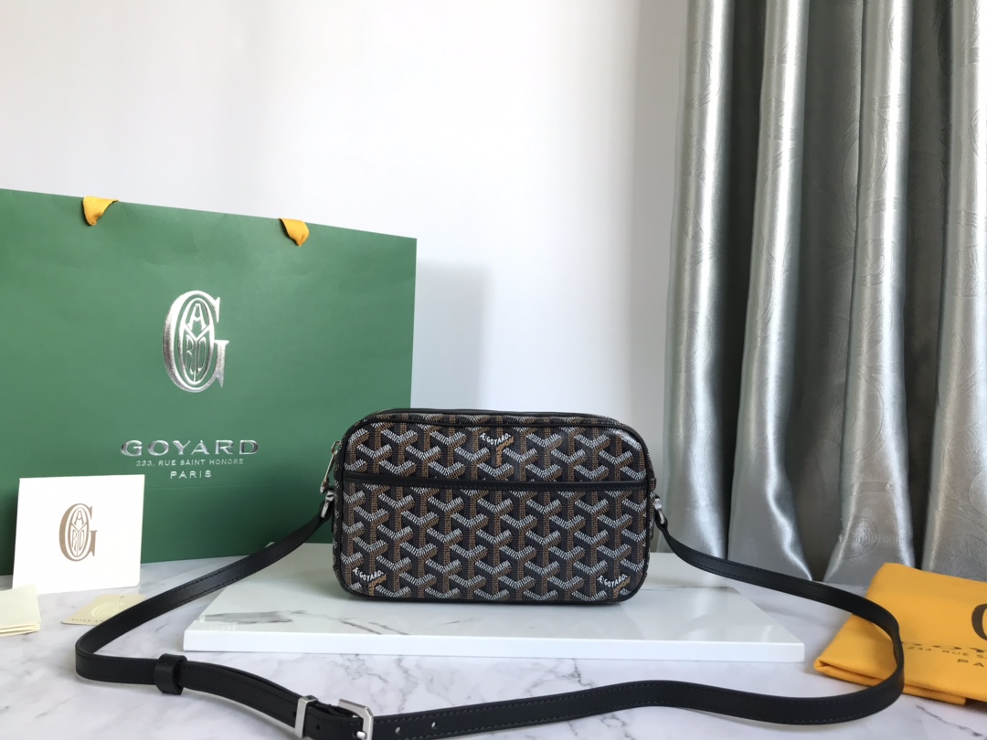 Goyard Goyardine Canvas Black Cap Vert PM Bag