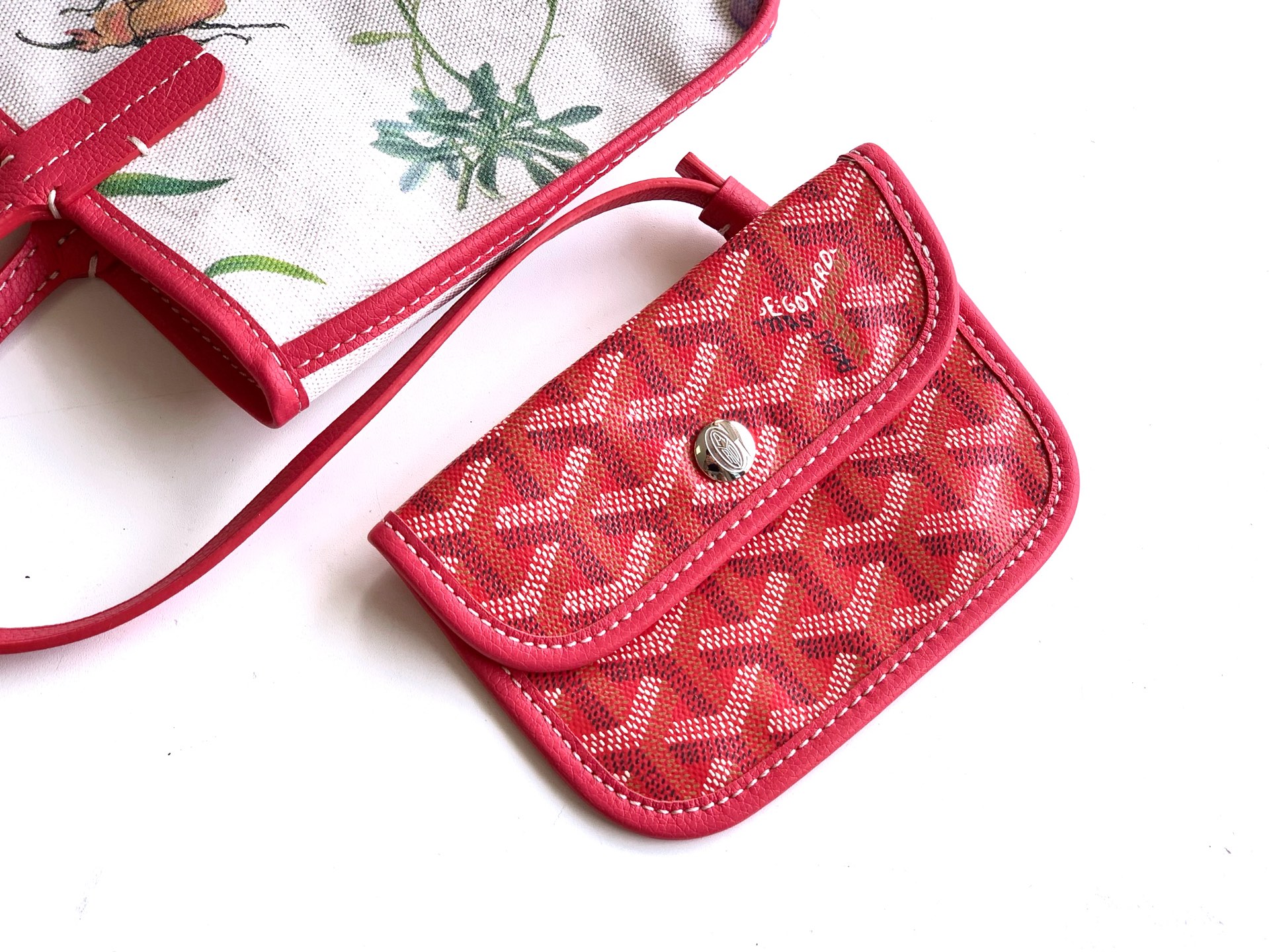 GOYARD Goyardine Reversible Mini Anjou Red 383710
