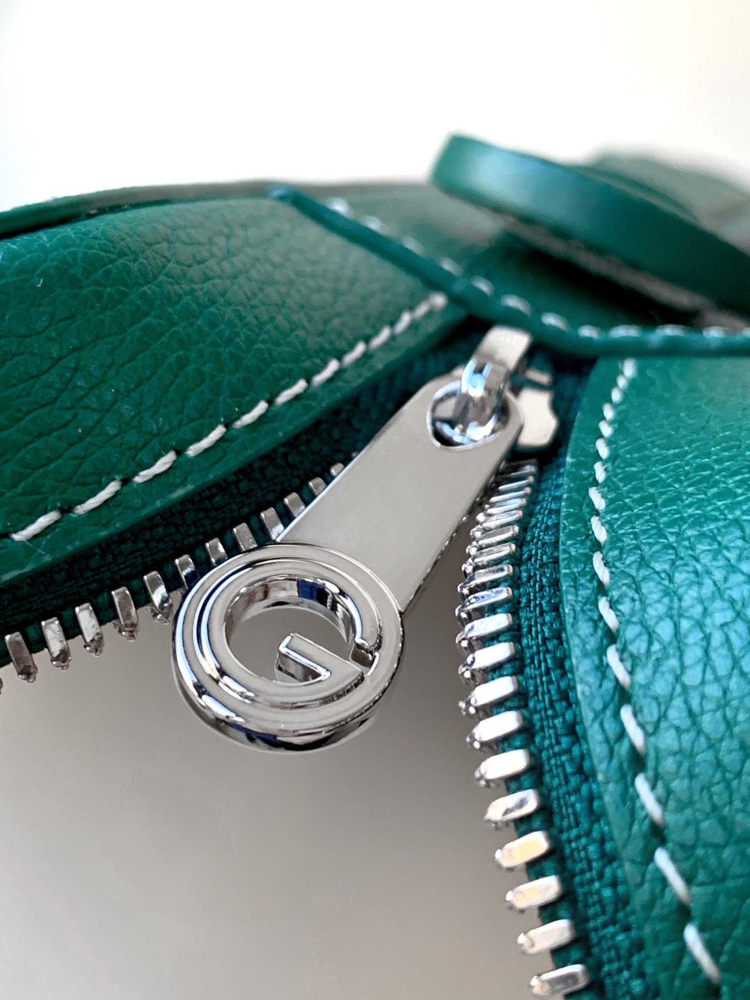 GOYARD Goyardine Universal Companion Portfolio Green