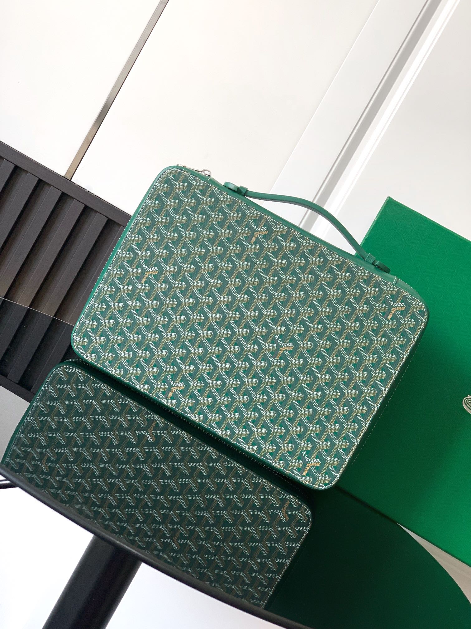 GOYARD Goyardine Universal Companion Portfolio Green