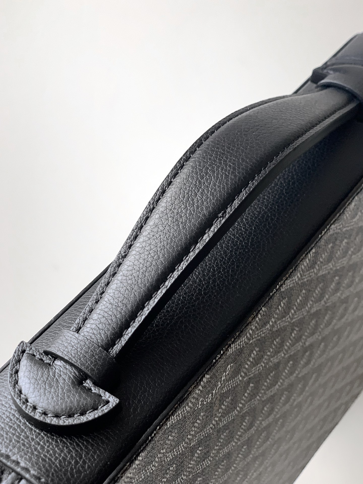 GOYARD Goyardine Universal Companion Portfolio brown