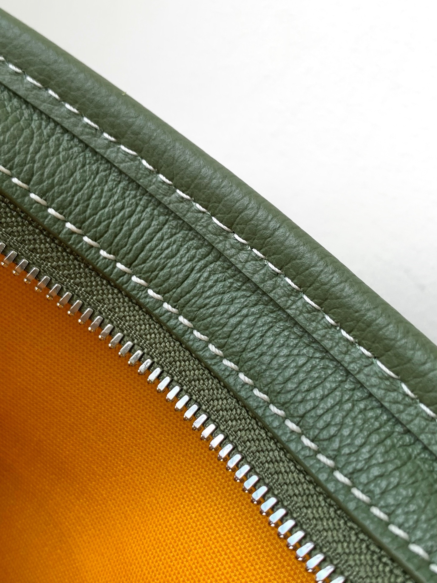 GOYARD Goyardine Jouvence Toiletry Pouch MM Green