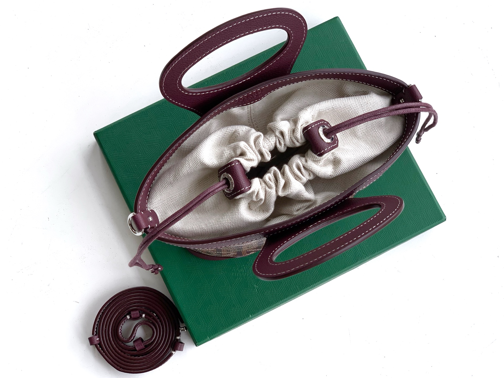 Goyard Beluga Mini Bag In Burgundy Goyardine Canvas