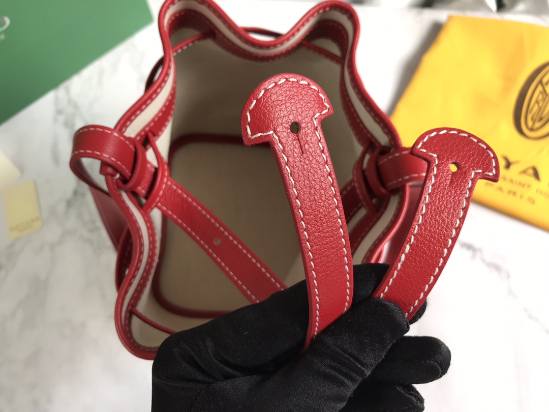GOYARD Goyardine Petit Flot Bucket Bag PM Red 1677362