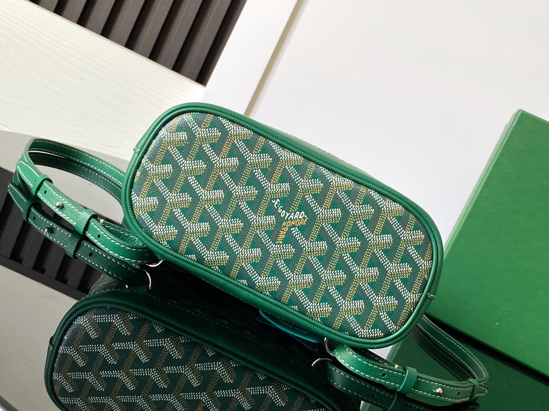 GOYARD Goyardine Calfskin Mini Alpin Backpack green