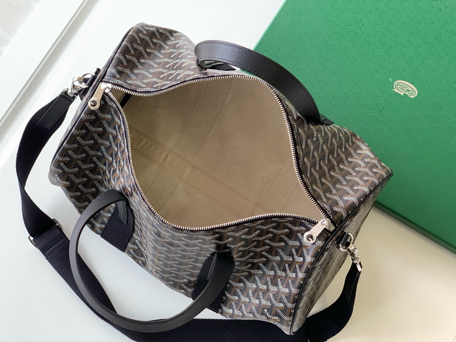 Goyard Barrel 40 Sports Duffle Bag black brown