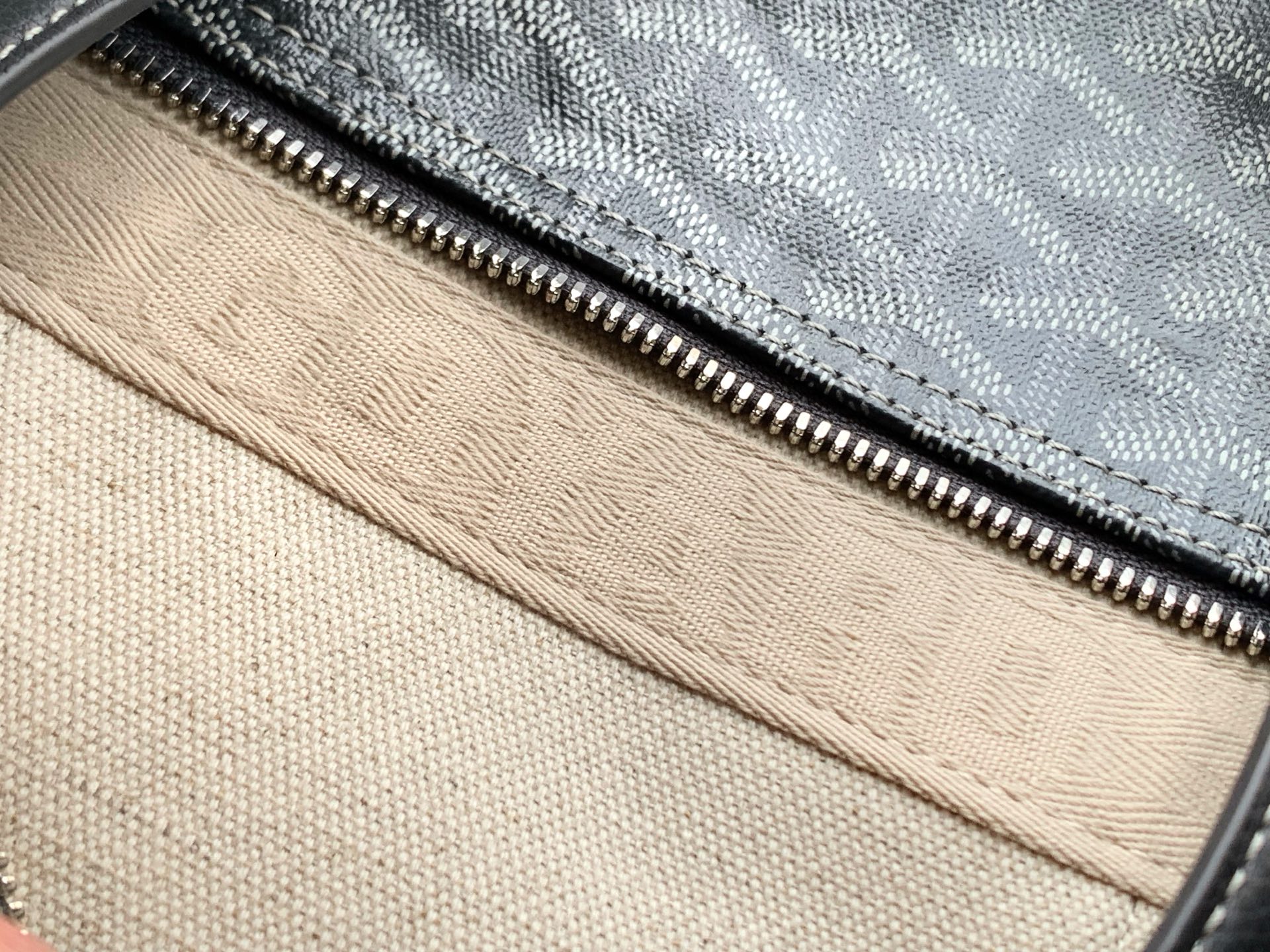 Goyard Barrel 40 Sports Duffle Bag Gray