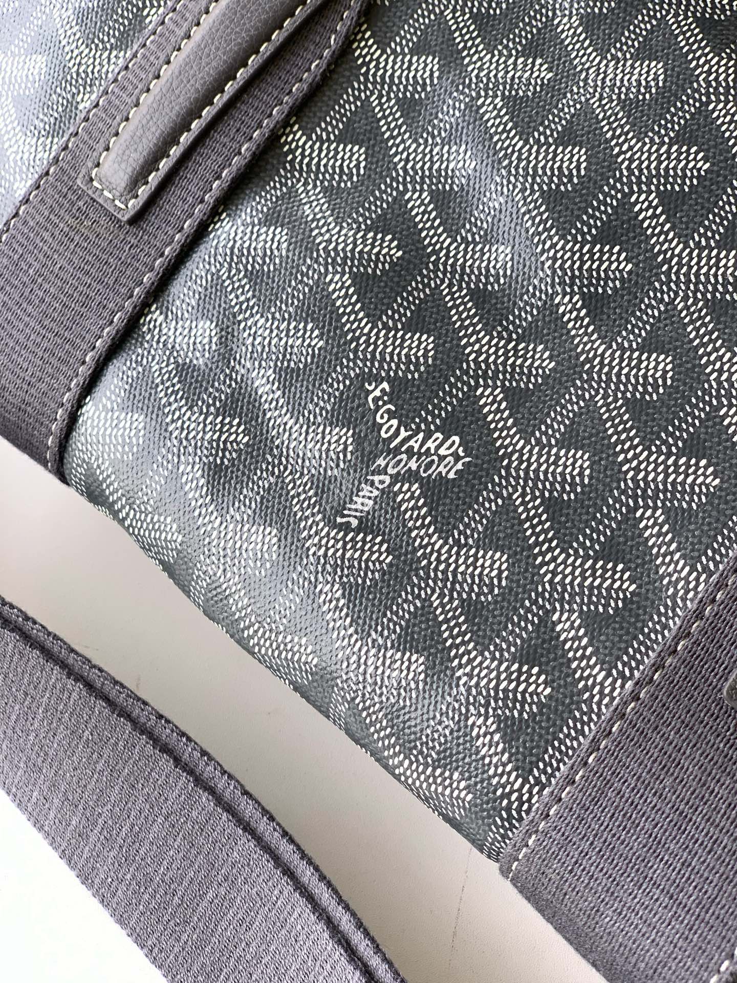 Goyard Barrel 40 Sports Duffle Bag Gray