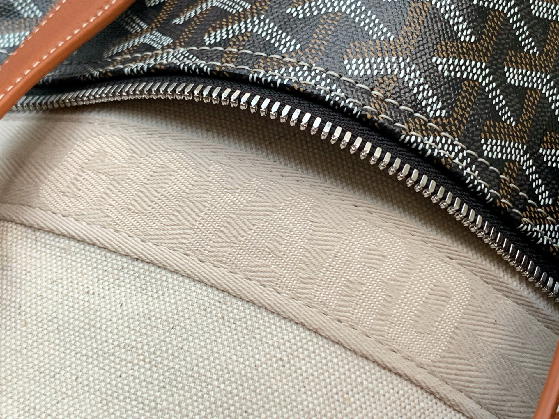 Goyard Barrel 40 Sports Duffle Bag brown