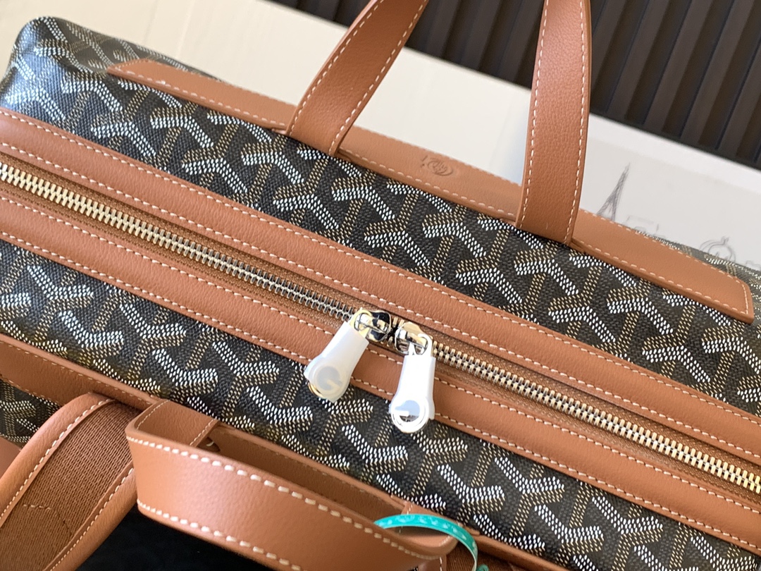 GOYARD Goyardine Calfskin Cisalpin Backpack Black Gold